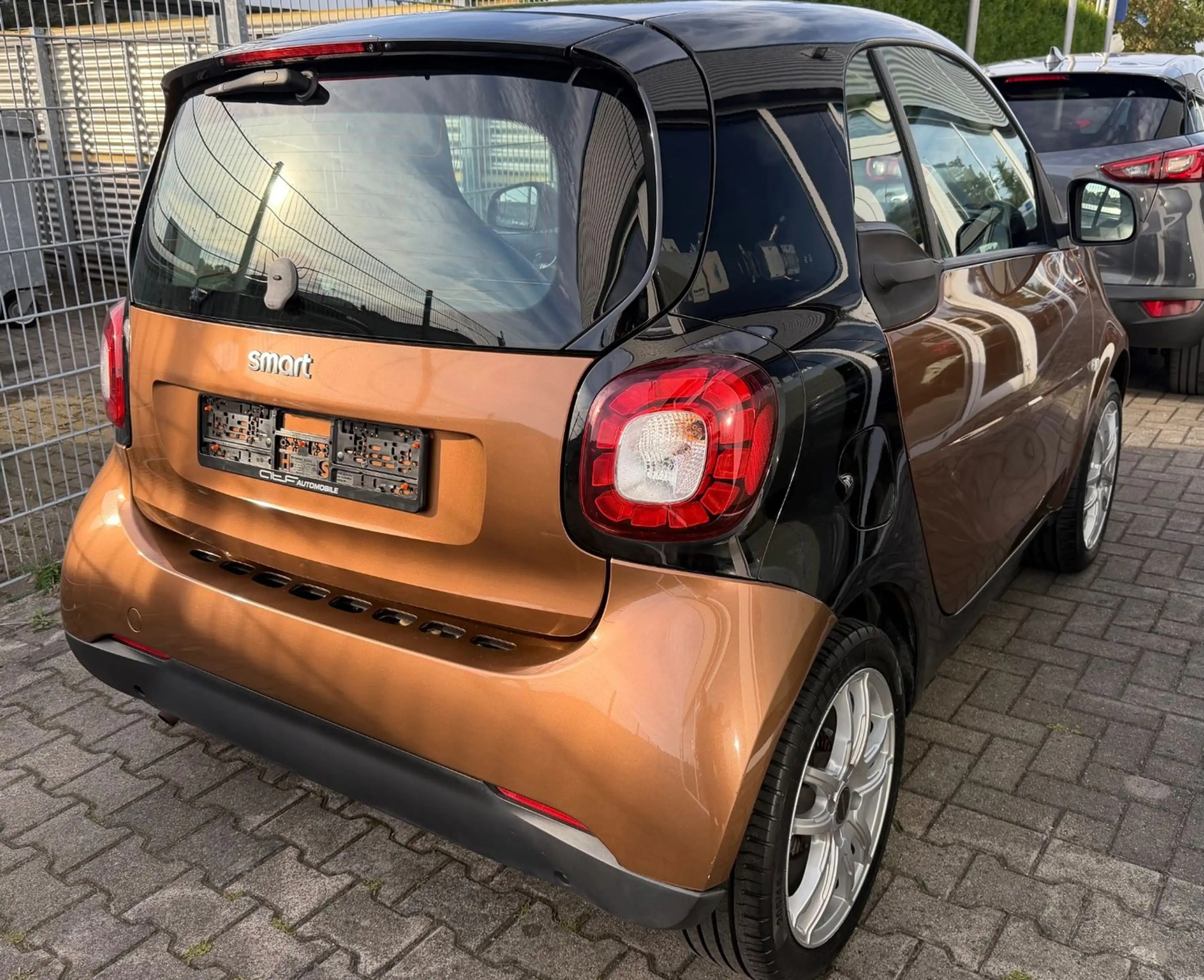 smart forTwo fortwo coupe Basis 52 kW Automatik — photo 3