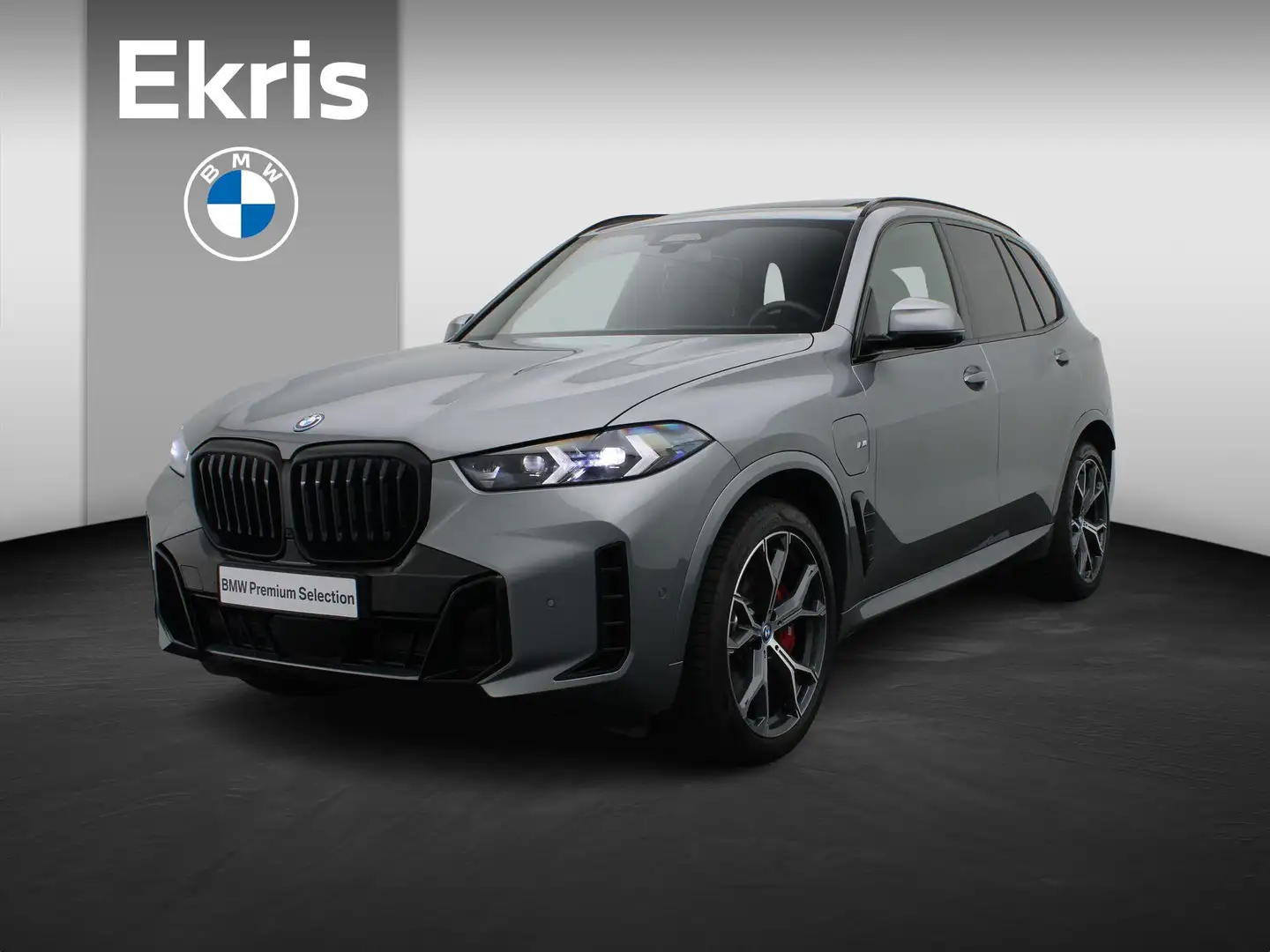 BMW X5 xDrive50e M Sportpakket Pro | Trekhaak | Panoramad Grigio - 1