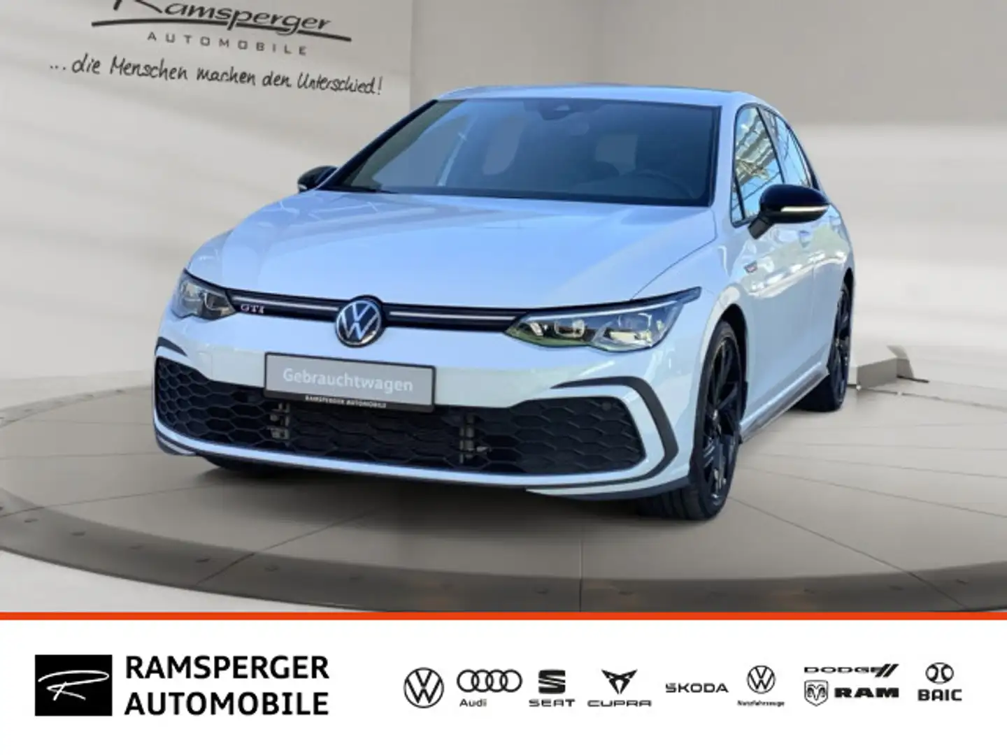 Volkswagen Golf VIII 2.0 TSI DSG GTI ACC LED Navi SHZ PDC Weiß - 1