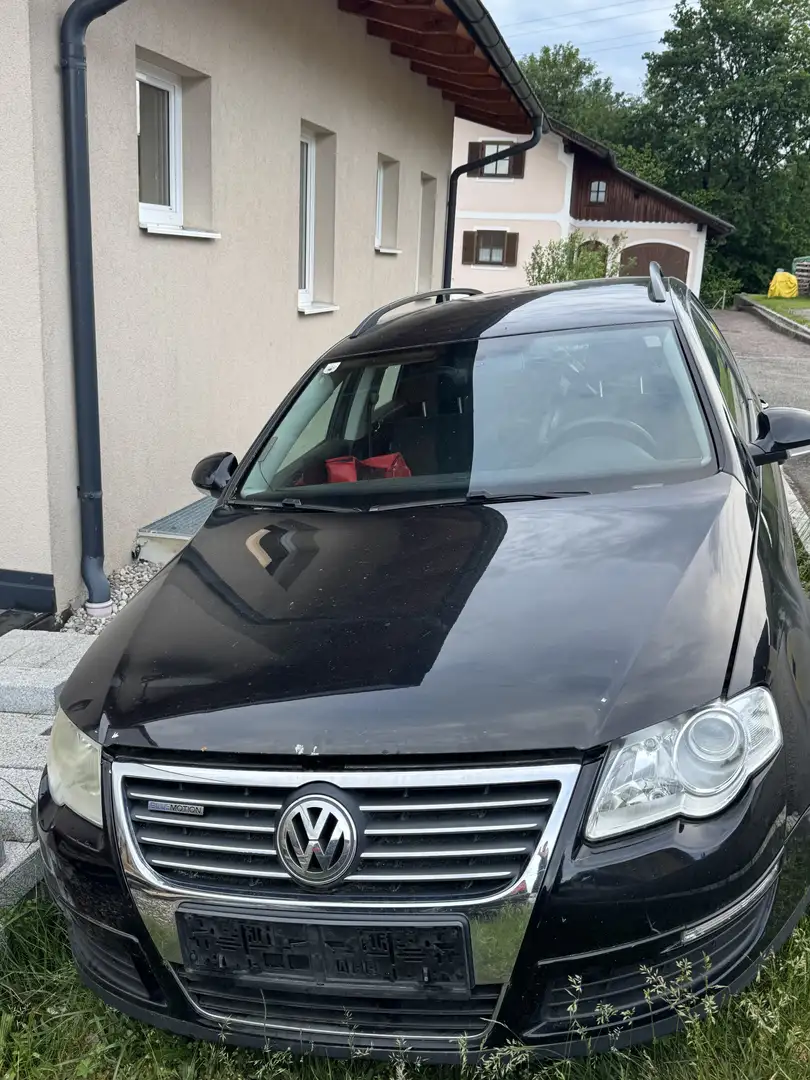 Volkswagen Passat 1.9 TDI DPF BlueMotion - 1