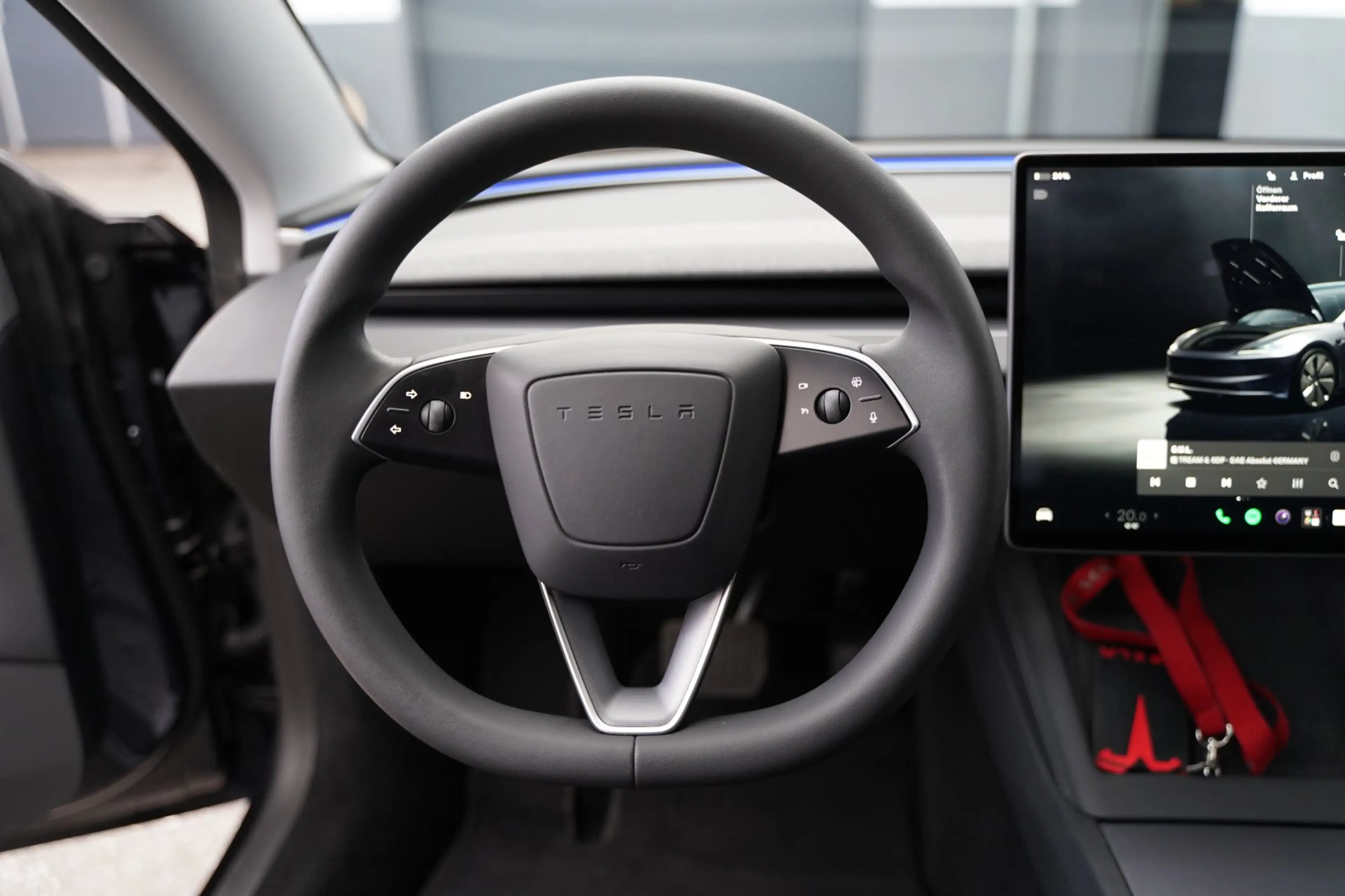 Tesla Model 3 Standard Range + *Highland*unfallfrei — photo 17