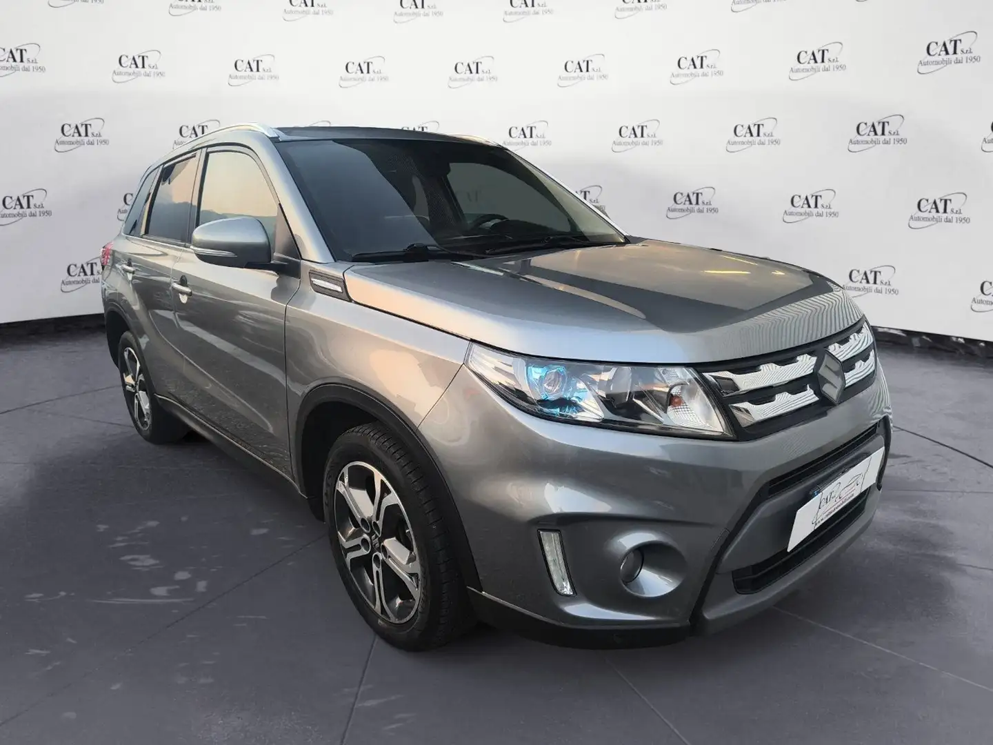 Suzuki Vitara Vitara 1.6 DDiS V-Cool Grau - 1