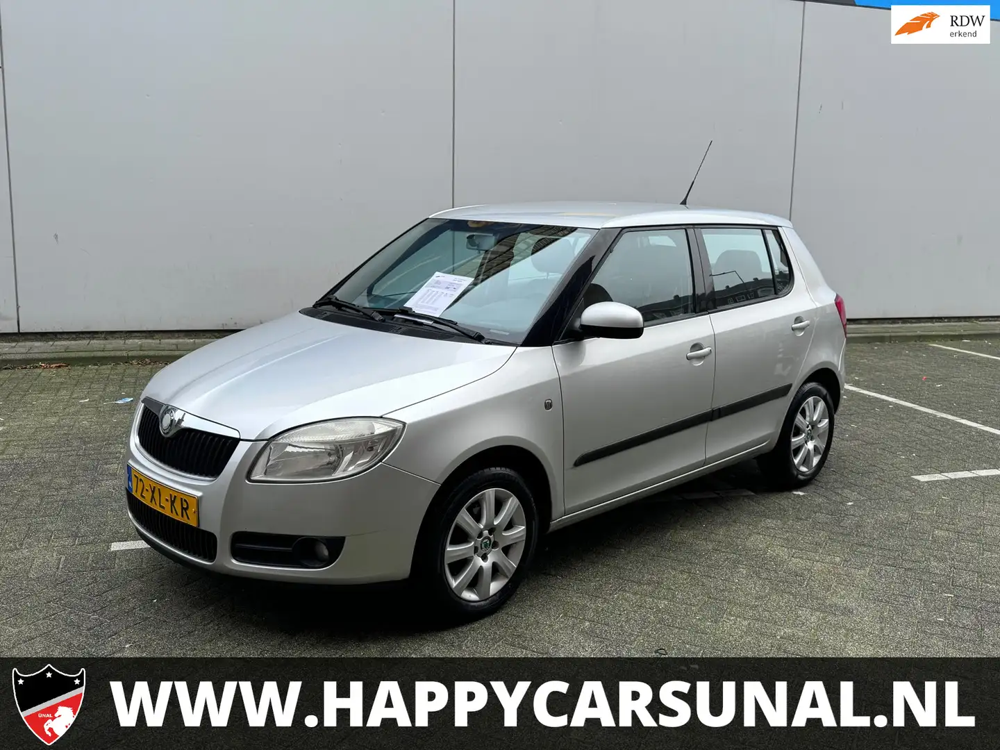 Skoda Fabia 1.4-16V Ambiente, AIRCO, NAP, Nieuwe APK Szürke - 1