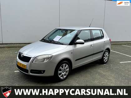 Skoda Fabia 1.4-16V Ambiente, AIRCO, NAP, Nieuwe APK