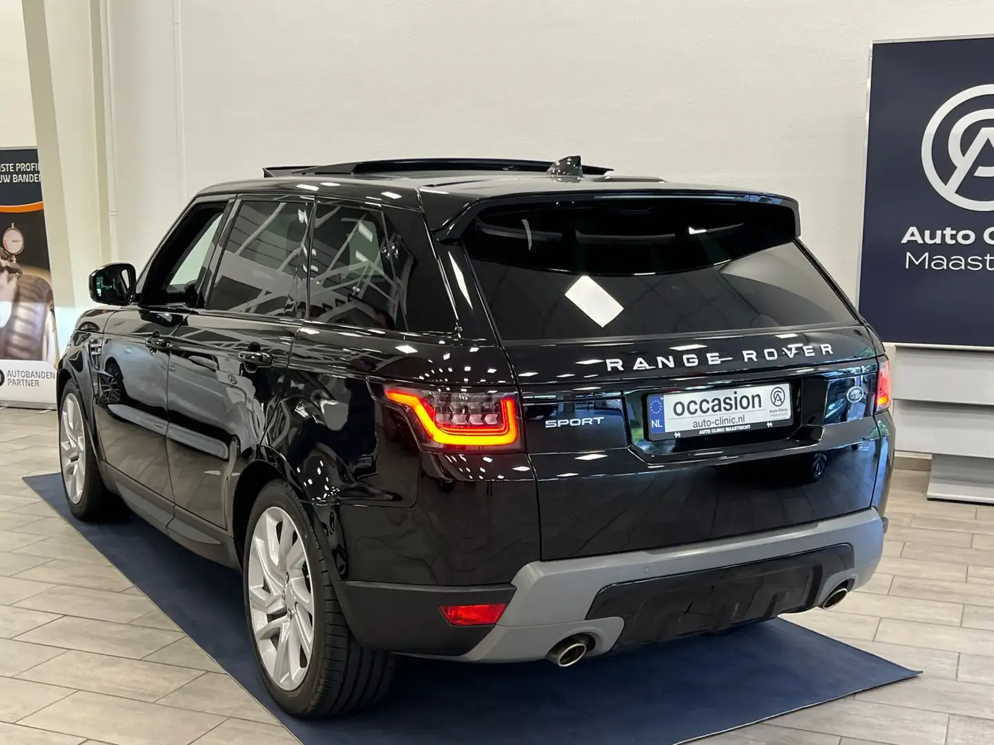 Land Rover Range Rover Sport 2.0 Si4 SE | Zwart - 2