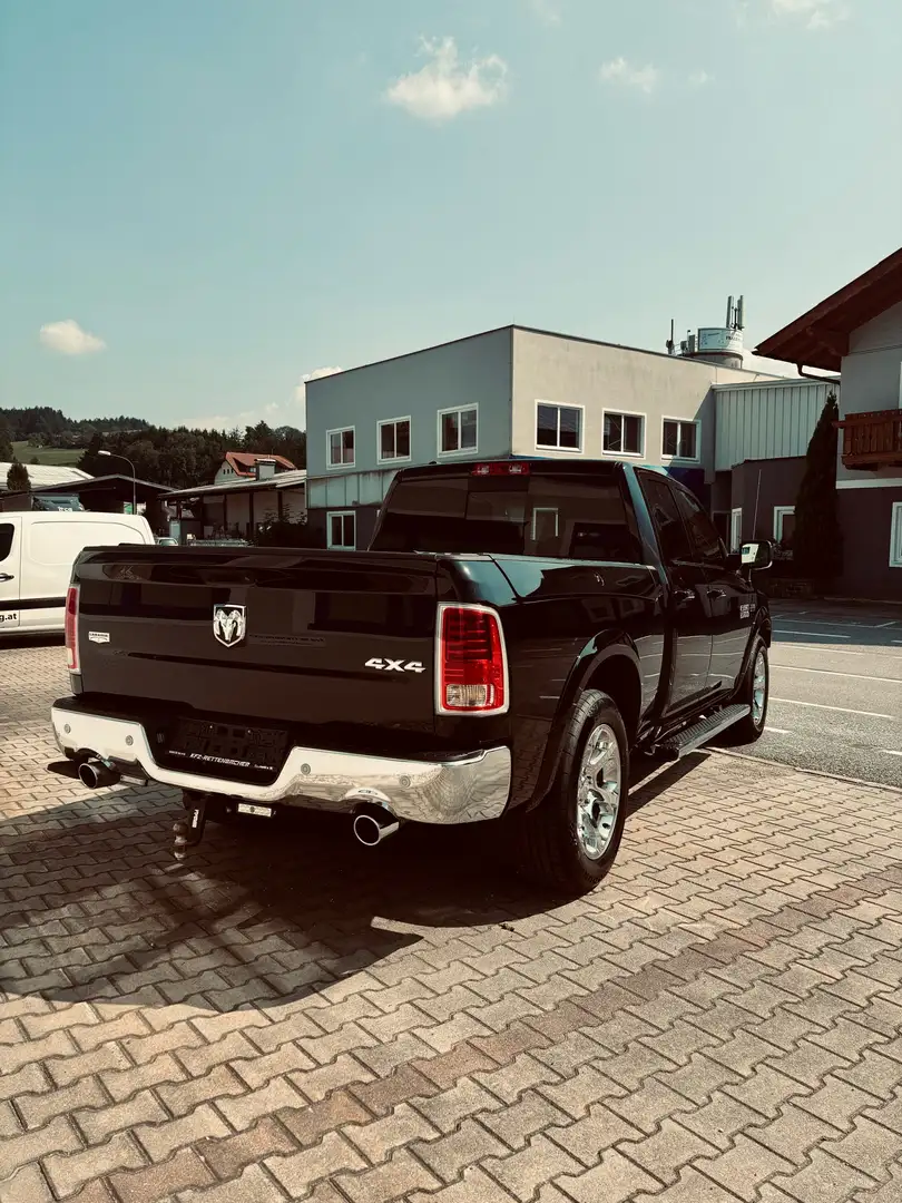 Dodge RAM Laramie Schwarz - 2