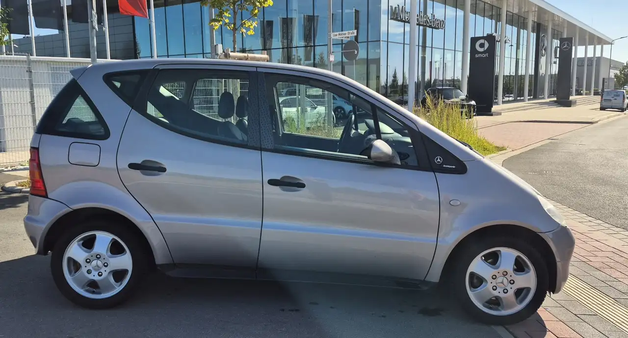 Mercedes-Benz A 160 Avantgarde, foto 3