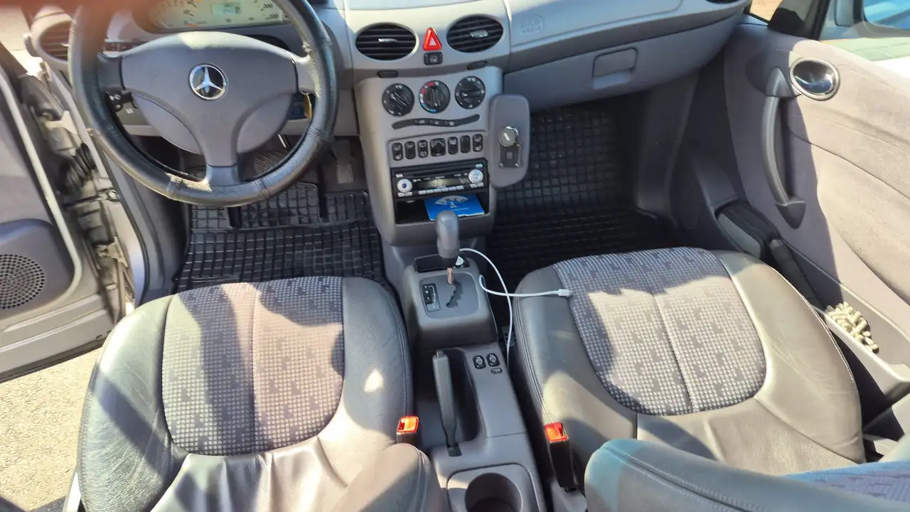 Mercedes-Benz A 160 Avantgarde, foto 10