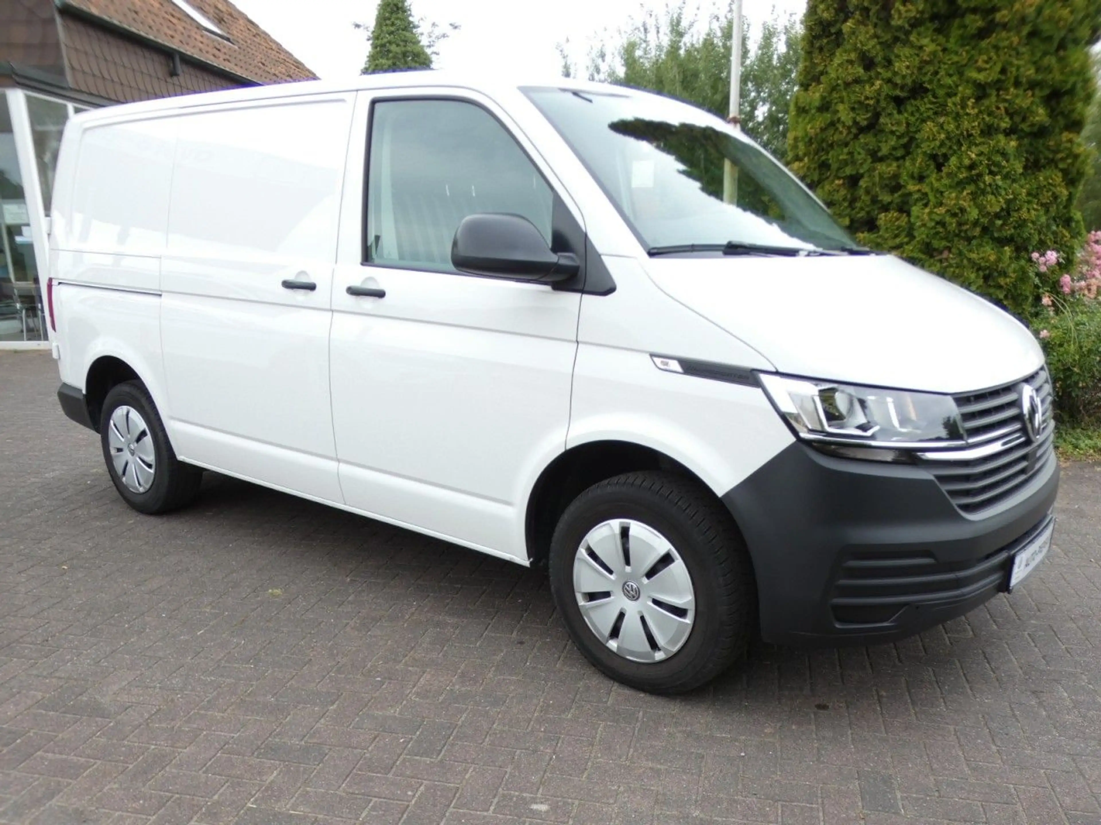 Volkswagen T6.1 Transporter Kasten KR Klima Flügeltüren Parkhilfe GJR Klima — photo 5