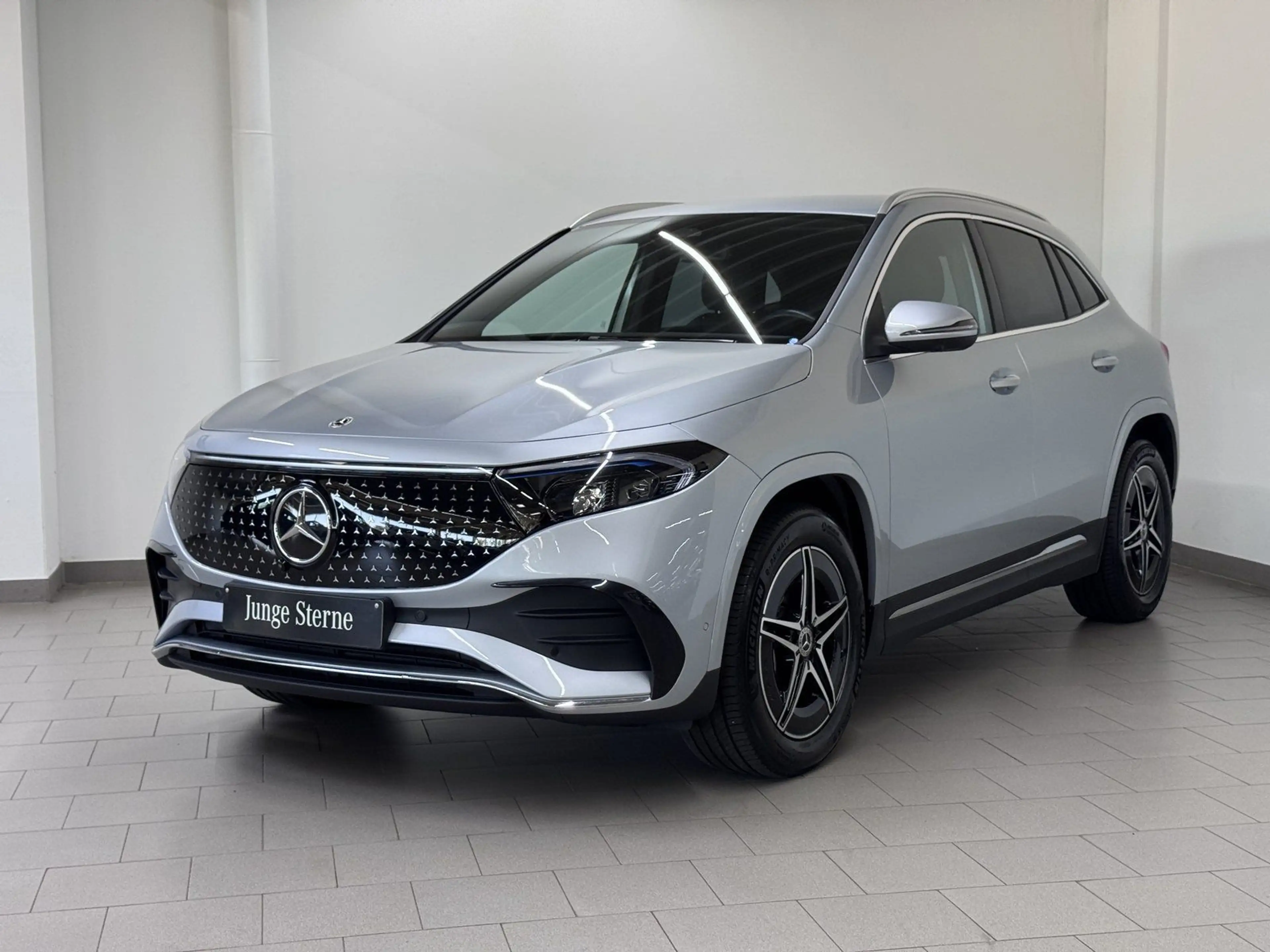 Mercedes-Benz EQA 250+ AMG+DISTR+360°+ELEK.HECK+TOTWINKEL+SPUR — photo 6