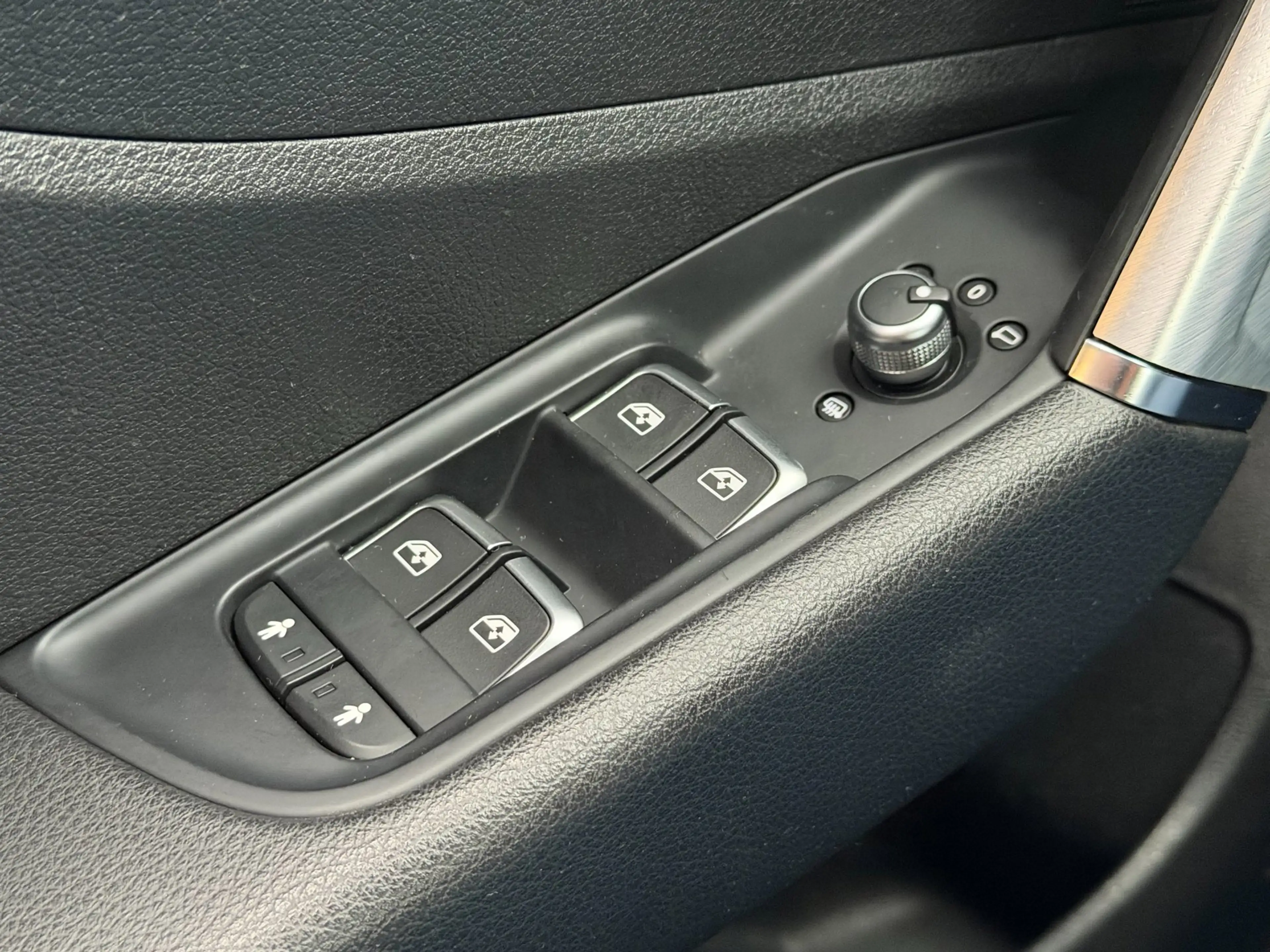 Audi Q2 1.0 TFSI Design Pro Line|Org NL — photo 23