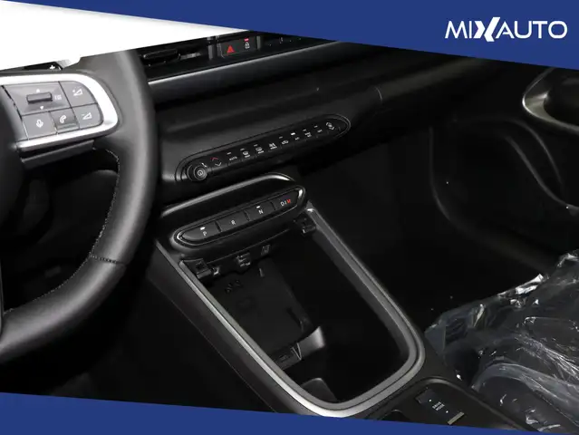 Jeep Avenger view 13