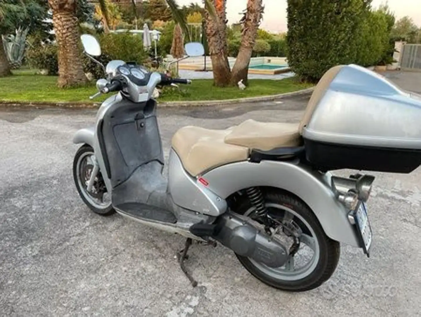 Aprilia Scarabeo 200 cc Grigio - 1