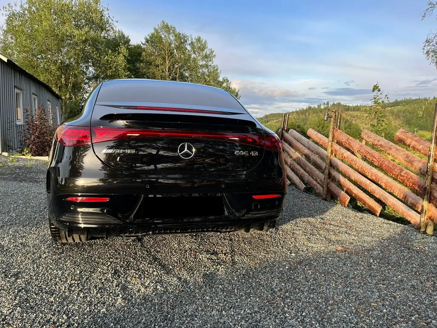 Mercedes-Benz EQE 43 AMG EQE 43 4MATIC / 360 Kameras crna - 2