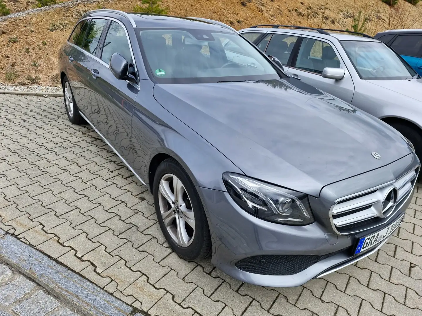 Mercedes-Benz E 220 E -Klasse T-Modell d Gris - 2
