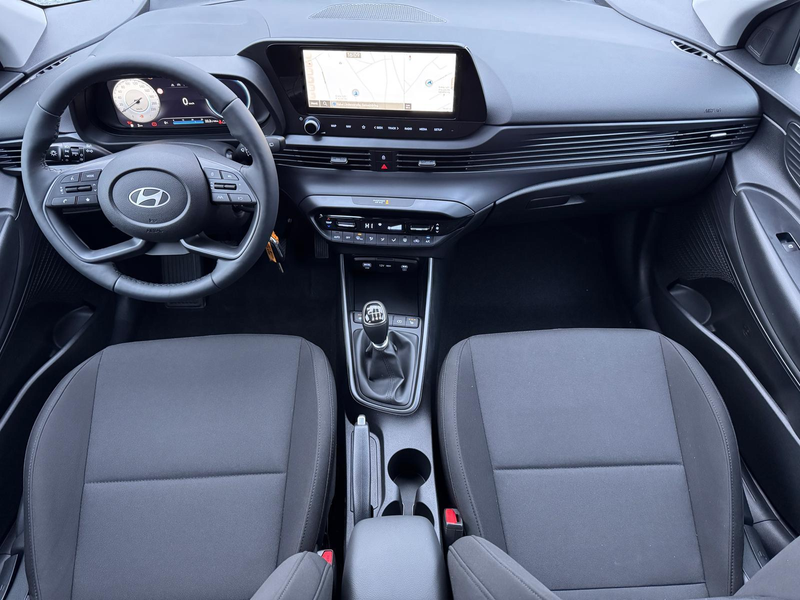 Hyundai i20 Family Automatik 66 kW (90 PS), Automatik, Fron... — photo 9