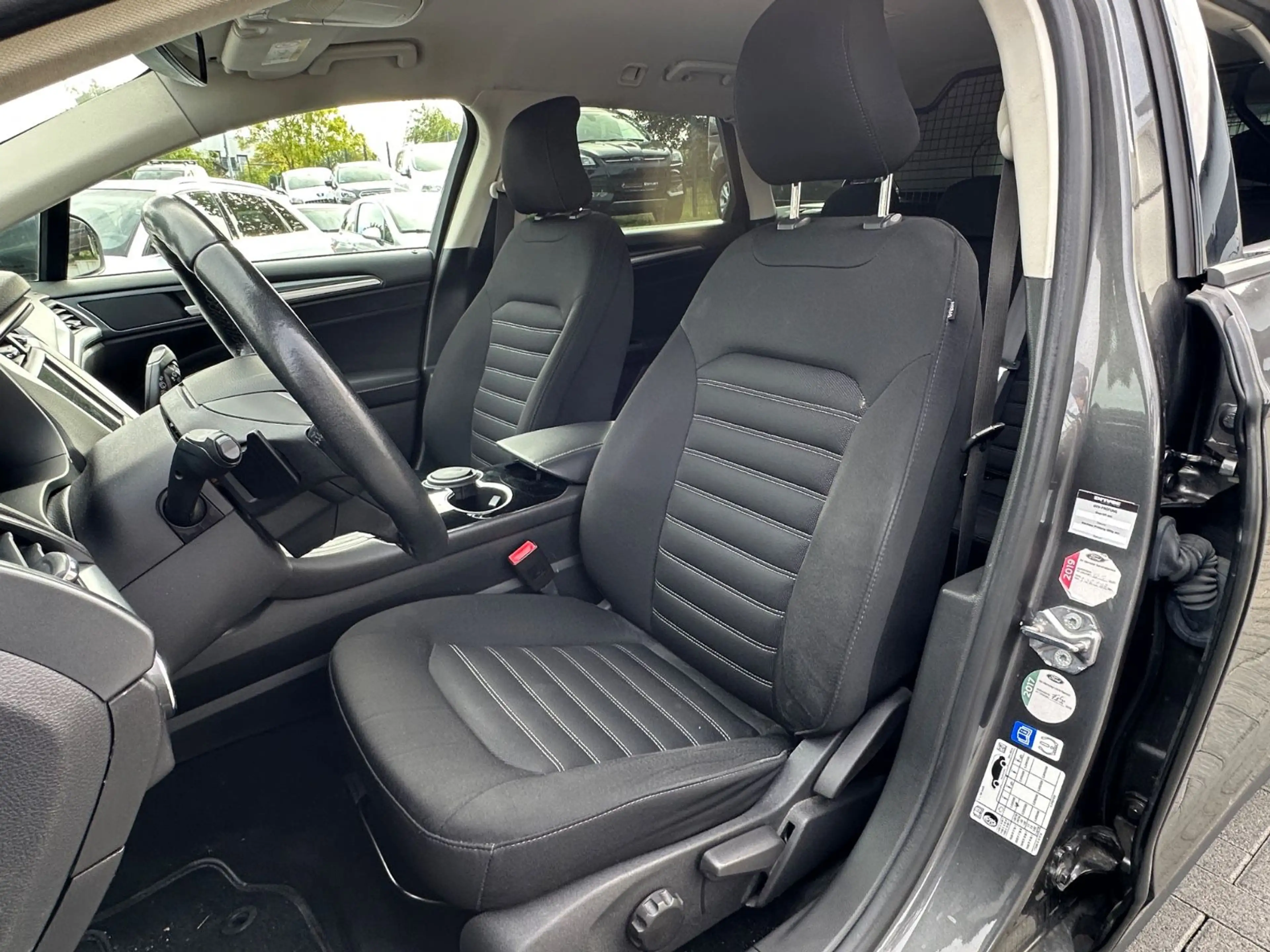 Ford Mondeo Turnier Business Edition Automatik*LED*NA — photo 14