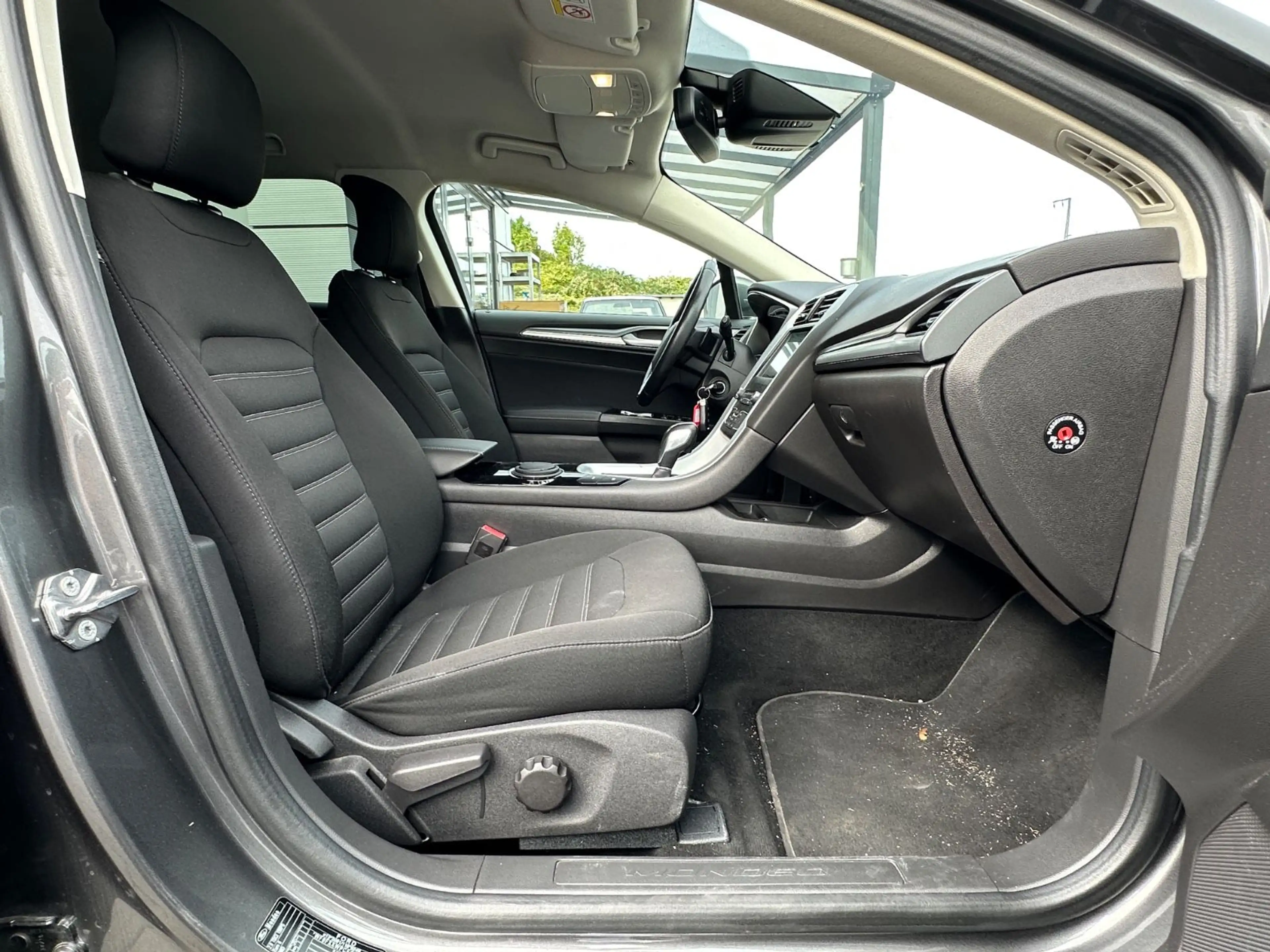 Ford Mondeo Turnier Business Edition Automatik*LED*NA — photo 27