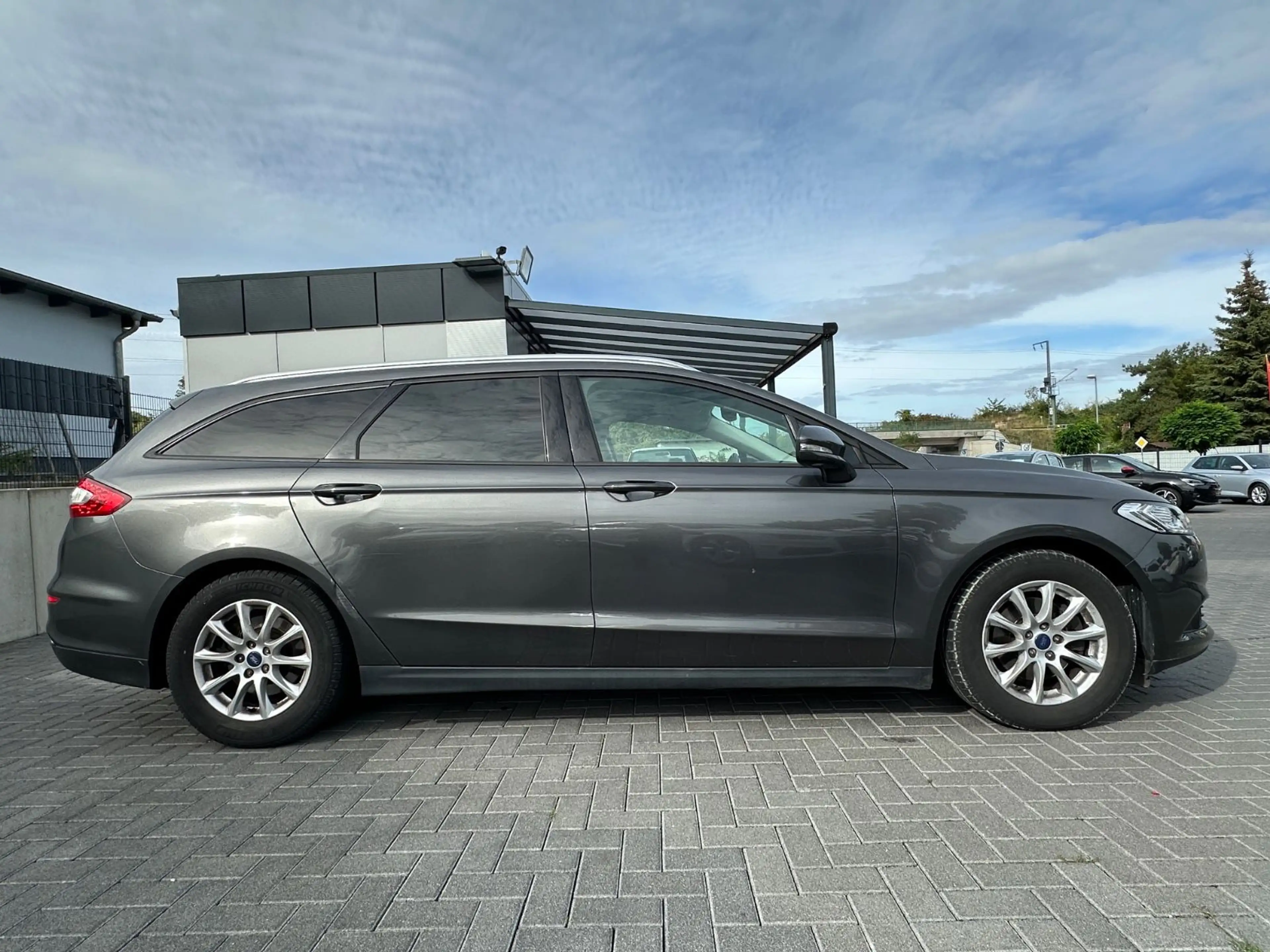 Ford Mondeo Turnier Business Edition Automatik*LED*NA — photo 7