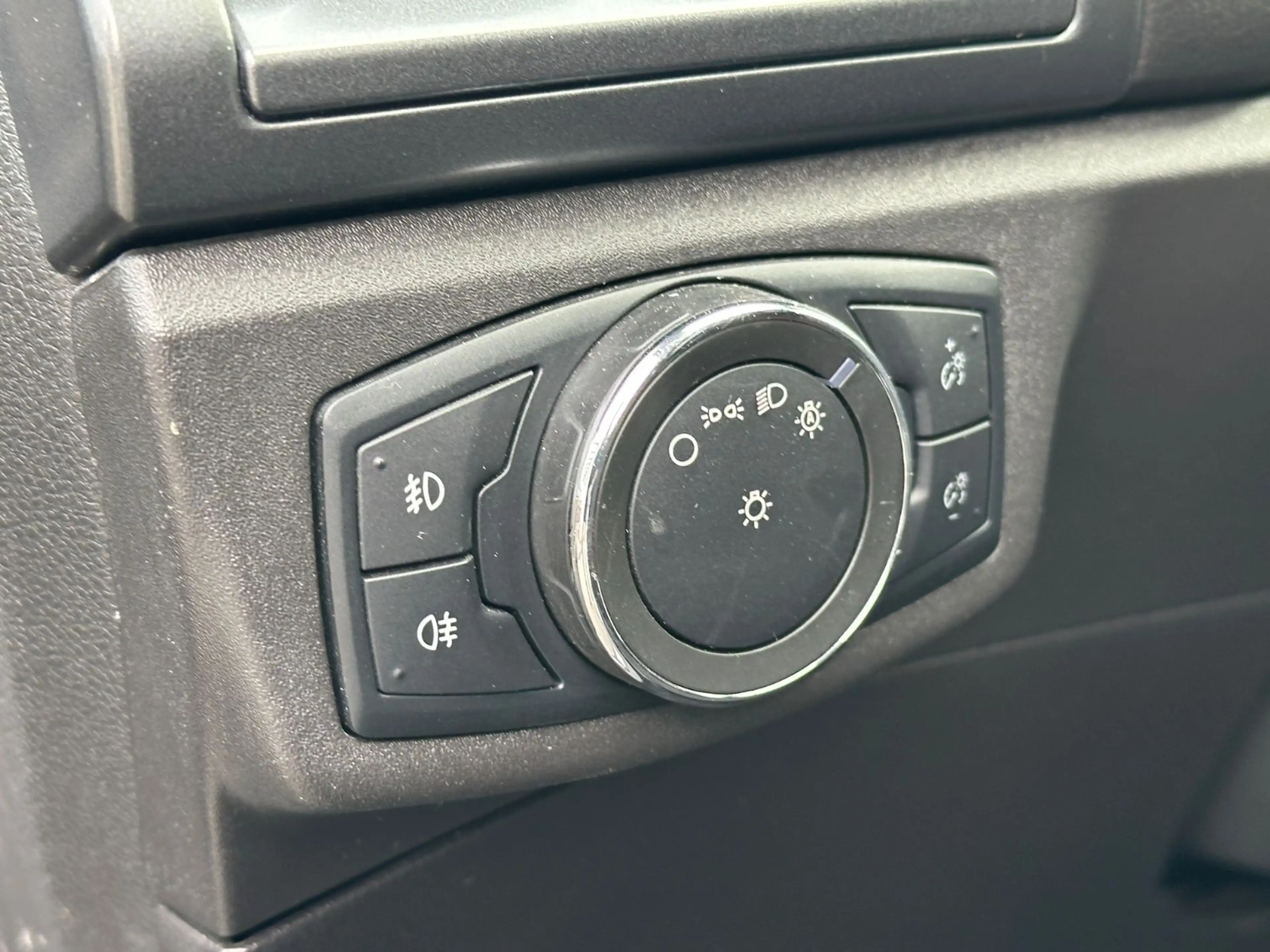 Ford Mondeo Turnier Business Edition Automatik*LED*NA — photo 12