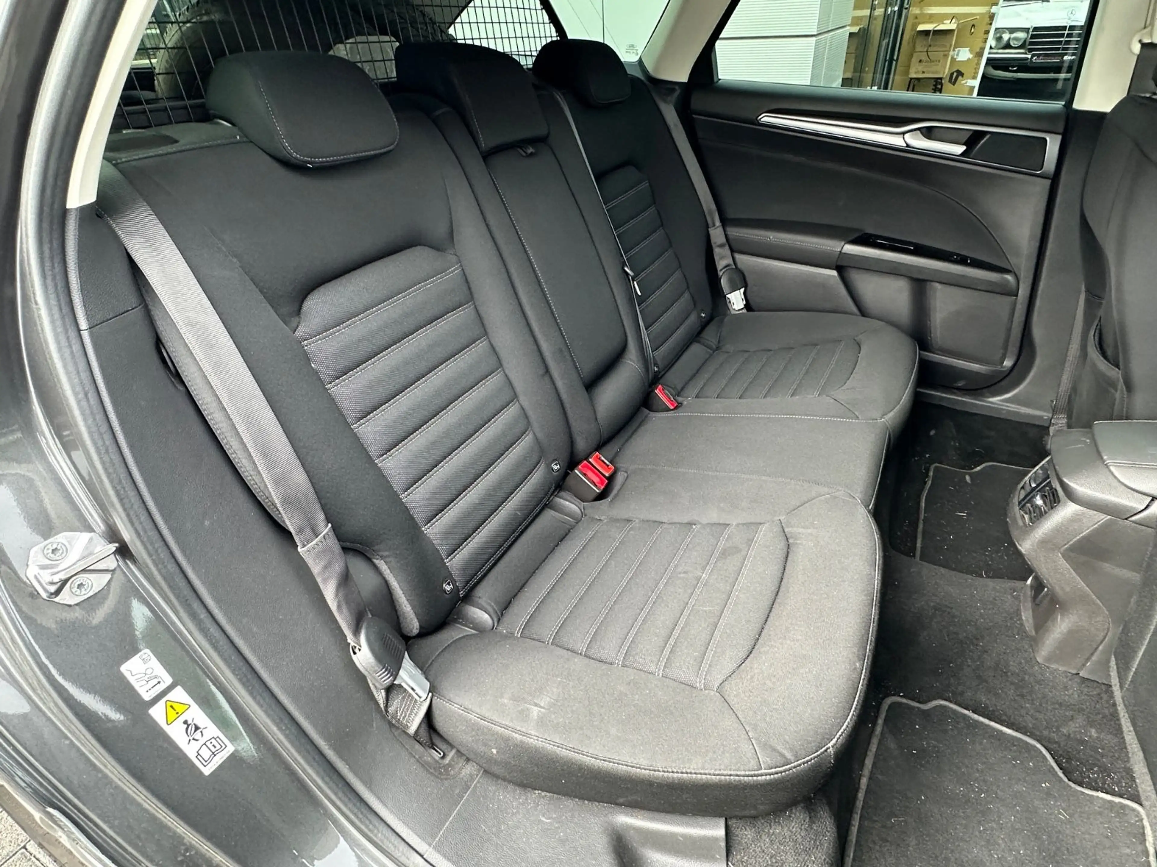 Ford Mondeo Turnier Business Edition Automatik*LED*NA — photo 30