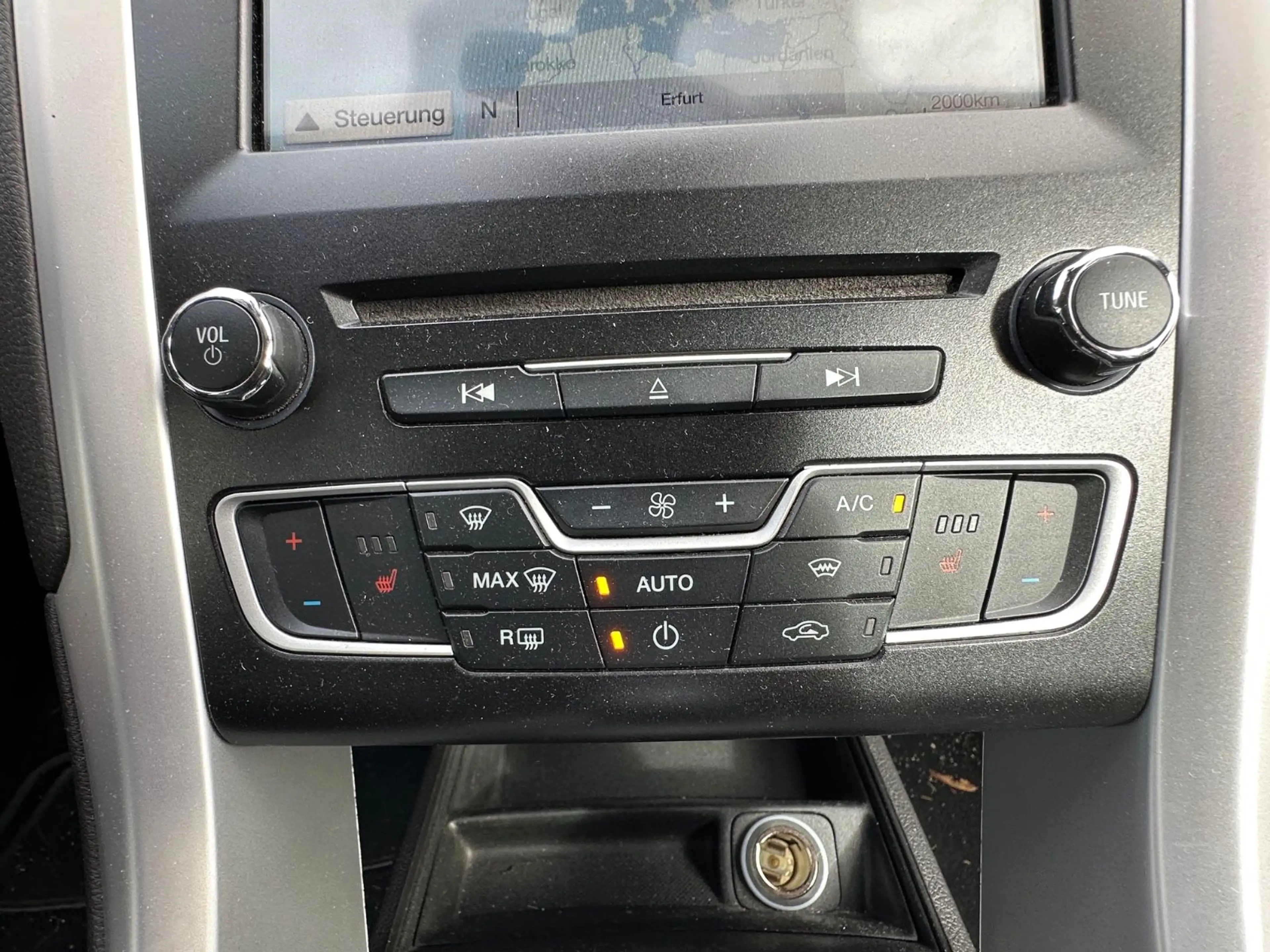 Ford Mondeo Turnier Business Edition Automatik*LED*NA — photo 19
