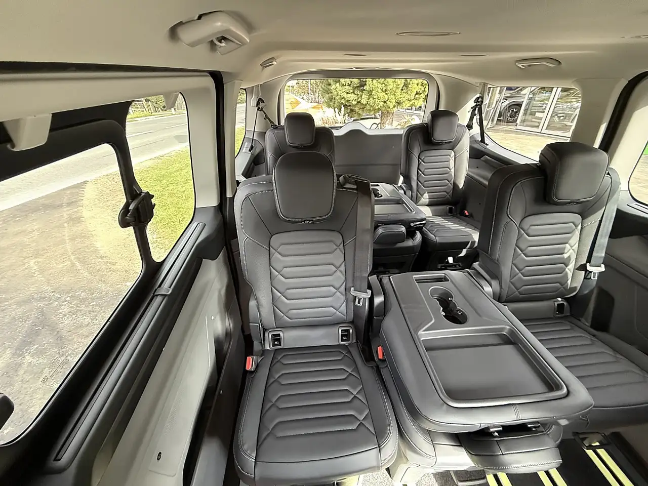 Ford Tourneo Custom 2026 — фото 8