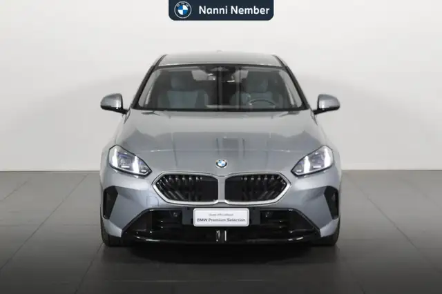 BMW 1 Series view 2