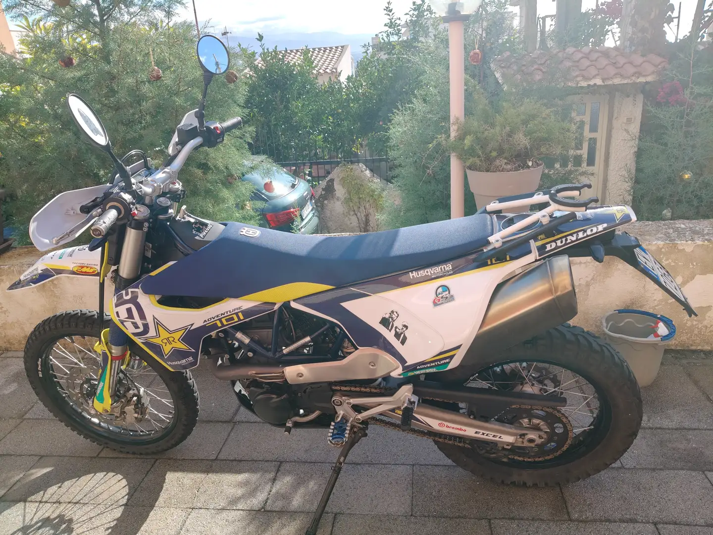 Husqvarna 701 Enduro Blanco - 1