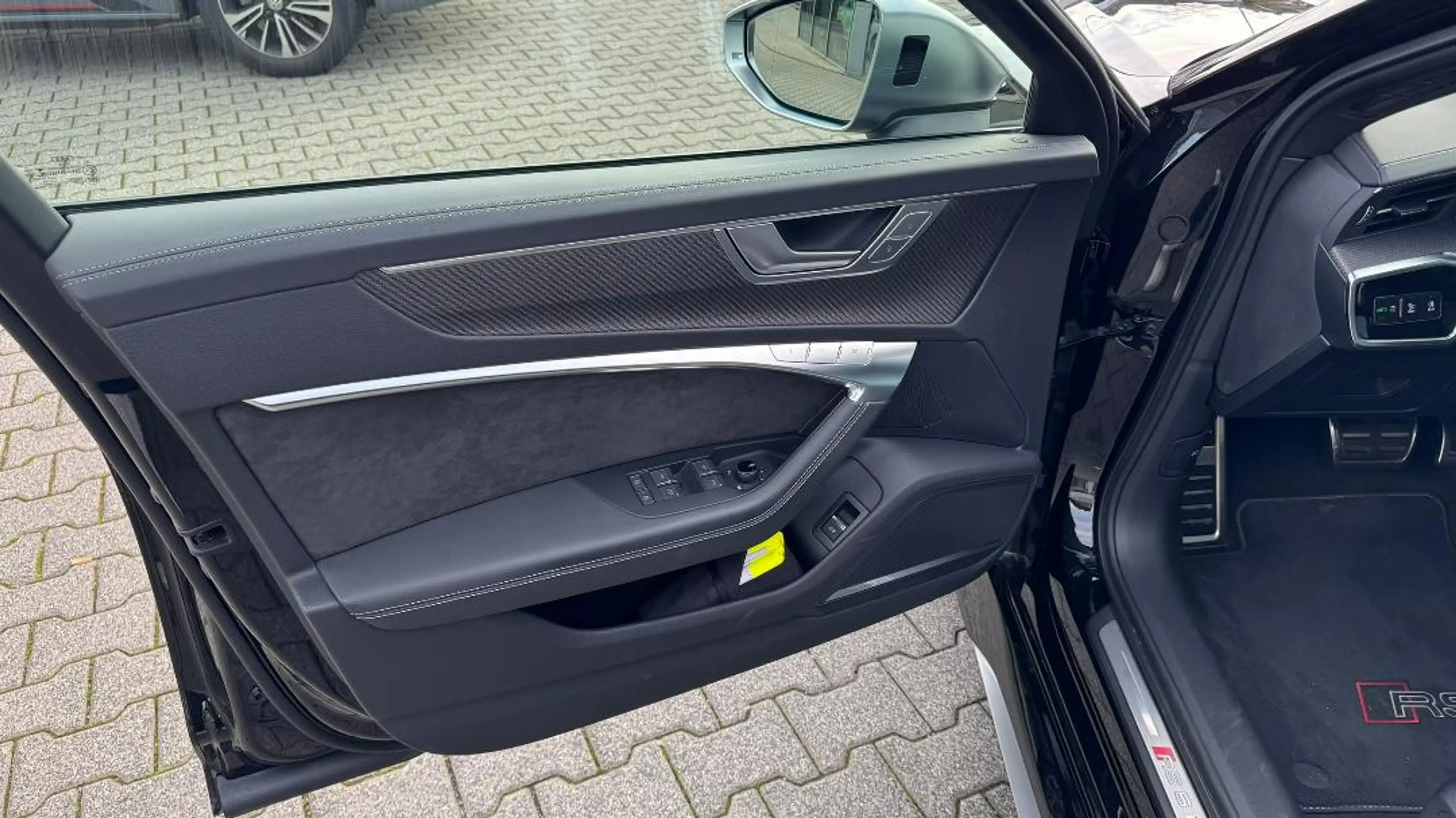 Audi RS6 Avant RS6 Avant — photo 12
