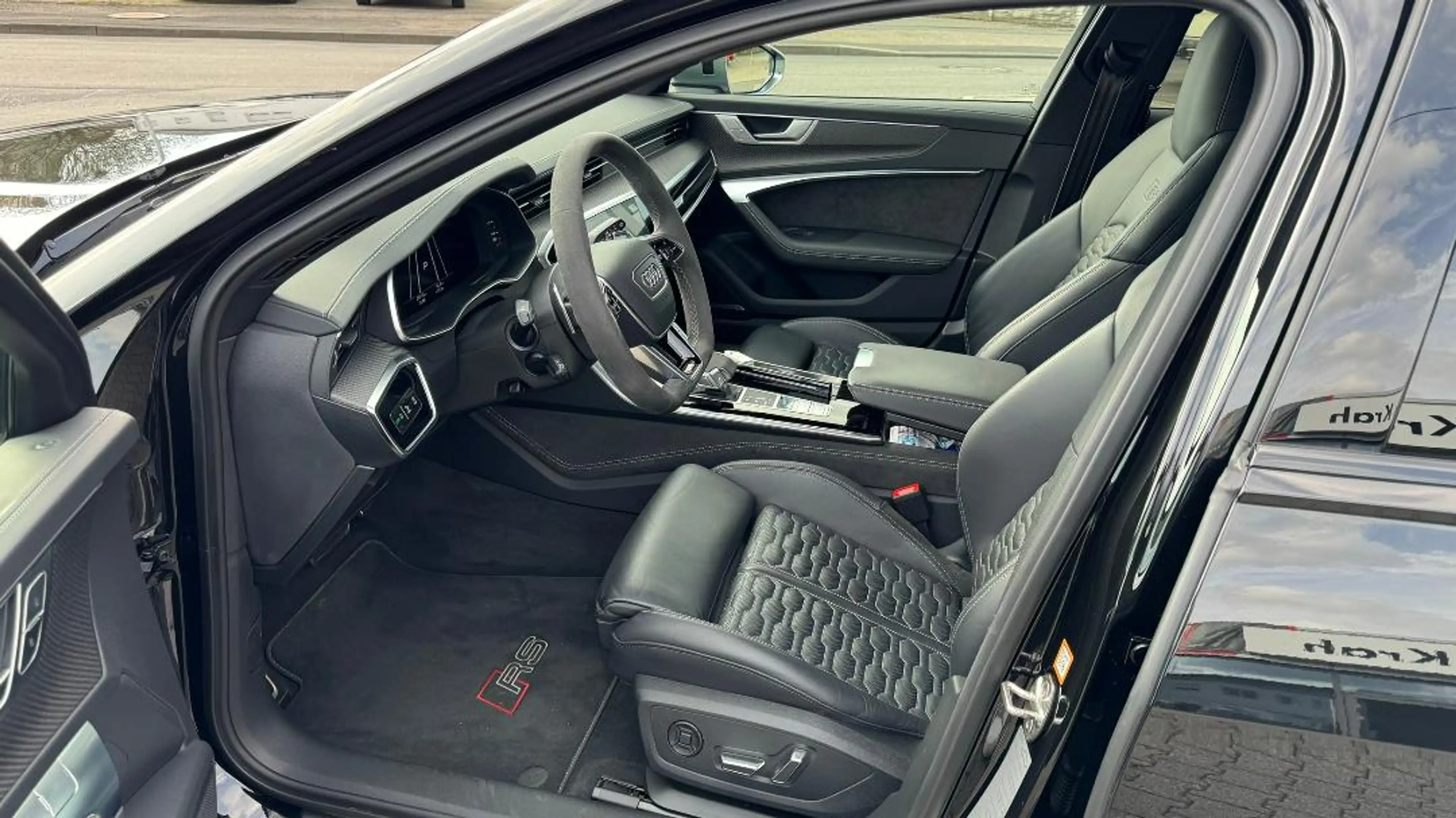 Audi RS6 Avant RS6 Avant — photo 13