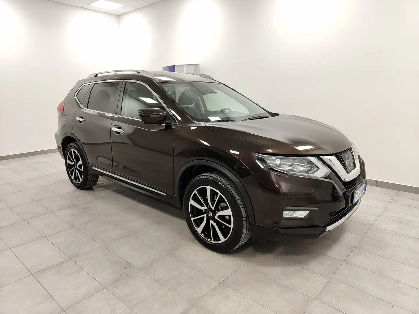 Nissan X-Trail 2.0 dCi 4WD 177 CV Tekna Tetto Pelle Navi Bose 19” Marrone - 2