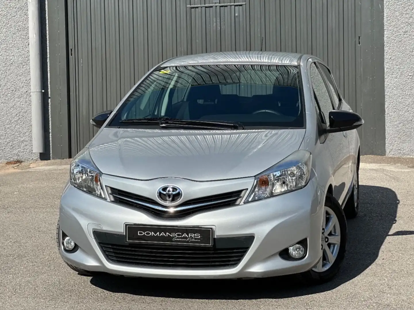 Toyota Yaris 1.4D-4D Active Argent - 1