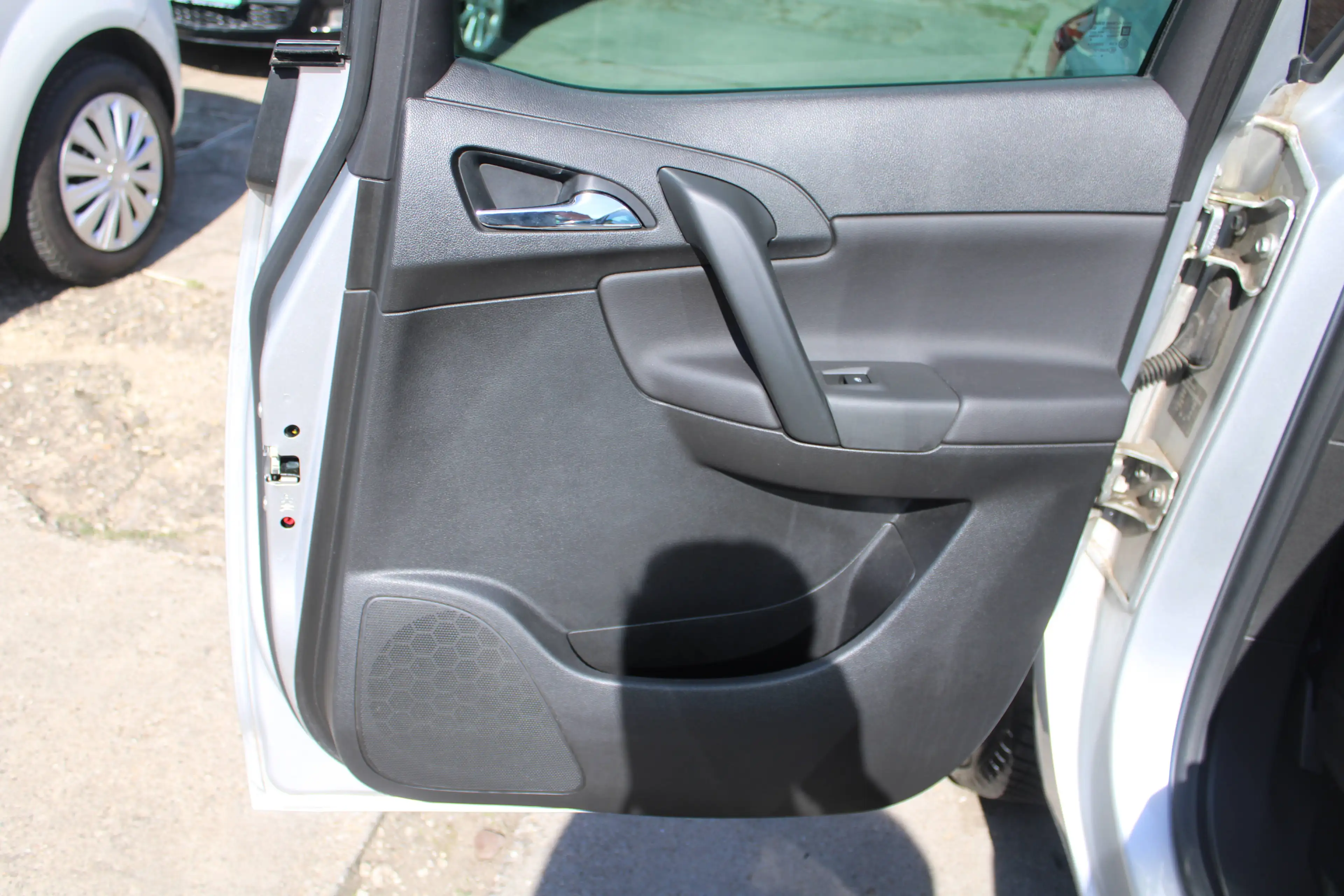 Opel Meriva Innovation*78TKM*Allwetter*Klimatronic*SH — photo 15