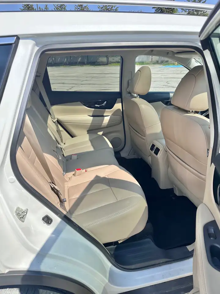 Nissan Rogue снимка Nissan Rogue