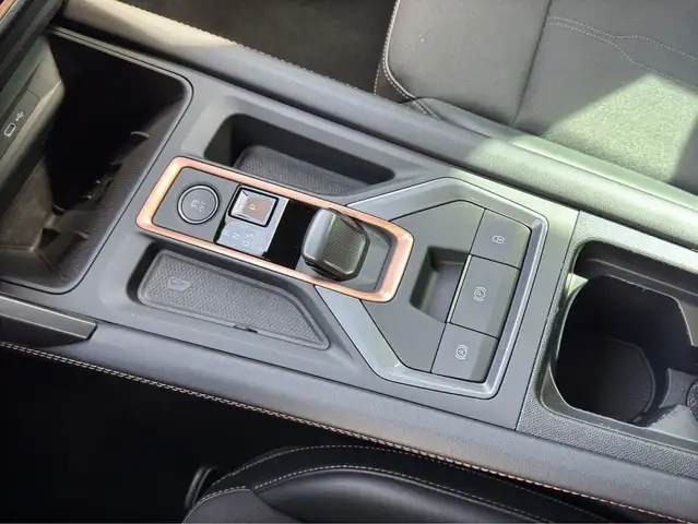 Cupra Leon view 11