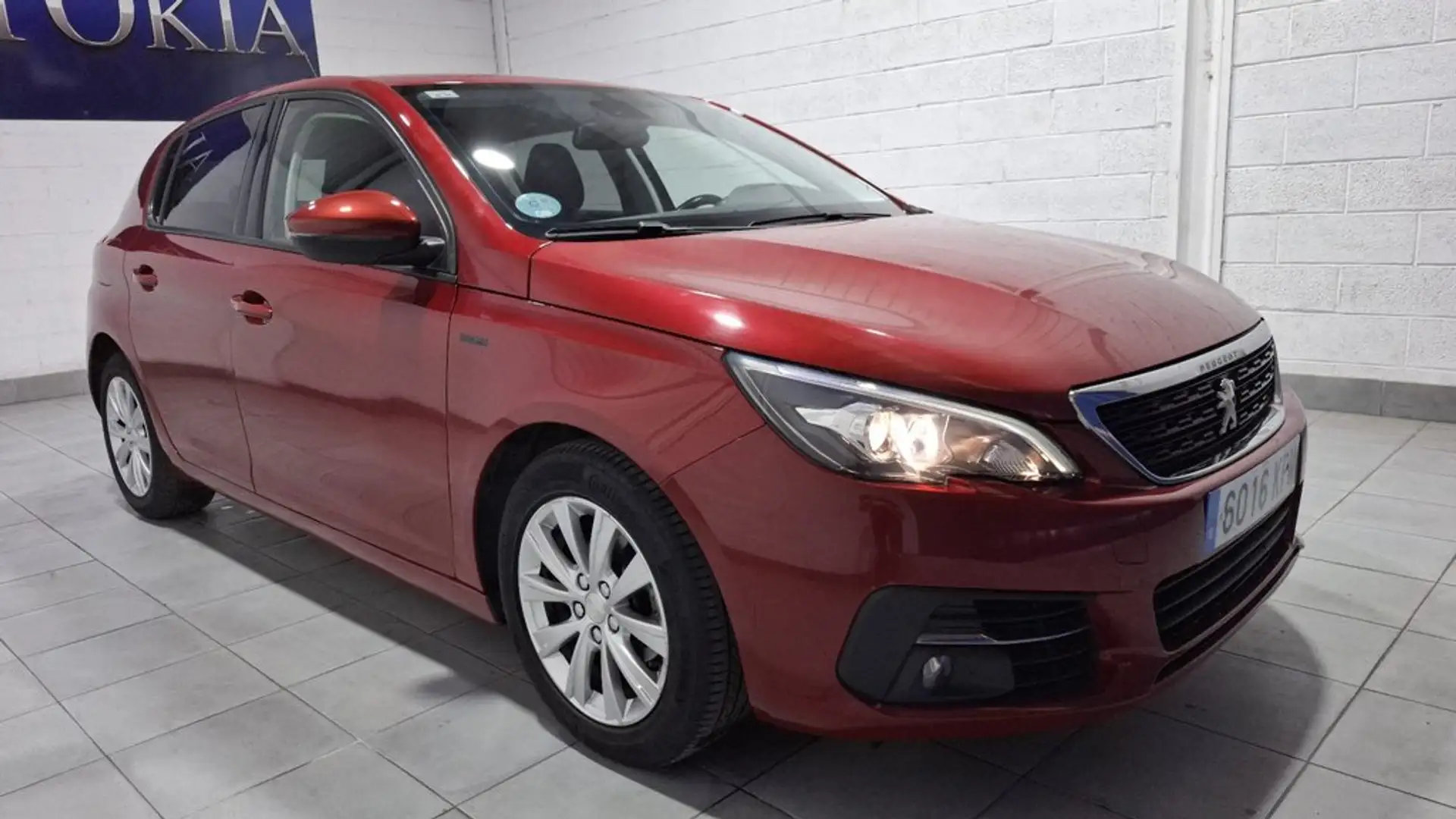 Peugeot 308 5p Style BlueHDi 73KW (100CV) Mauve - 2