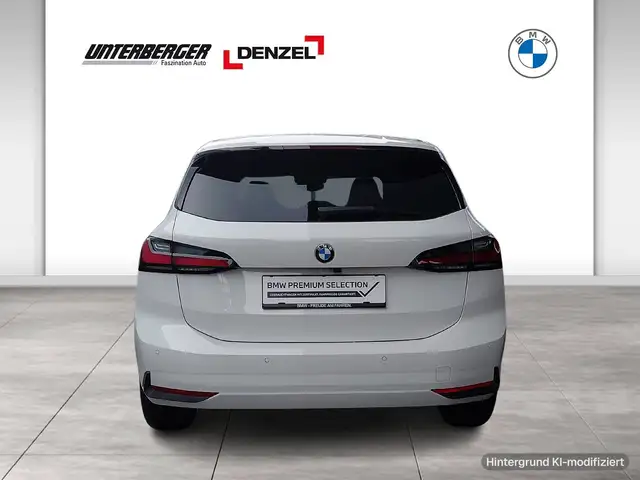 BMW 2 Series view 5
