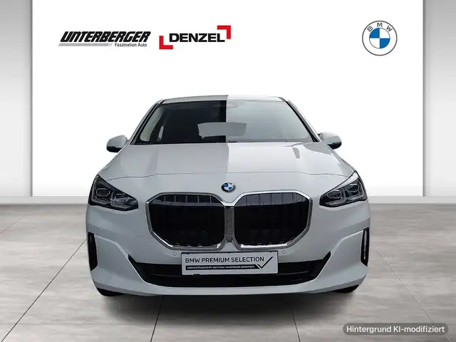 BMW 2 Series view 2