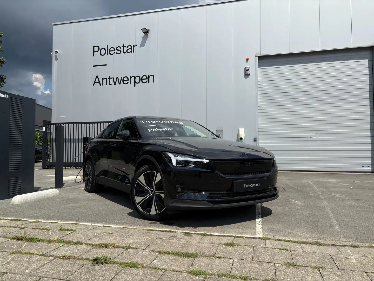 Polestar 2 Polestar 2 Single Motor 82kWh Schwarz - 1