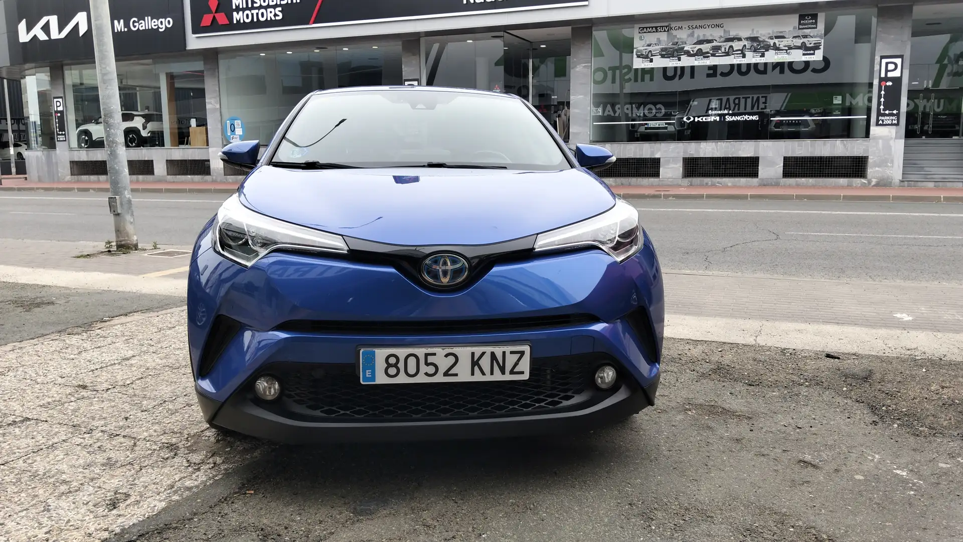 Toyota C-HR 125H Advance Bleu - 2