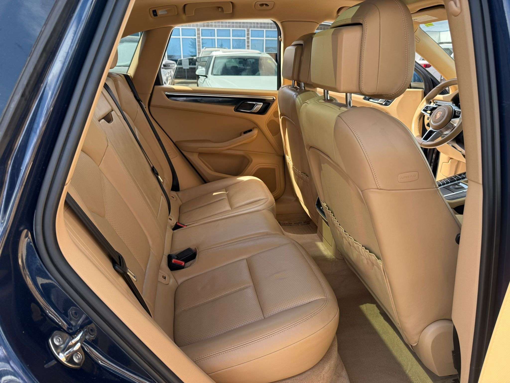 2015 Porsche Macan AWD 4dr S thumb 18