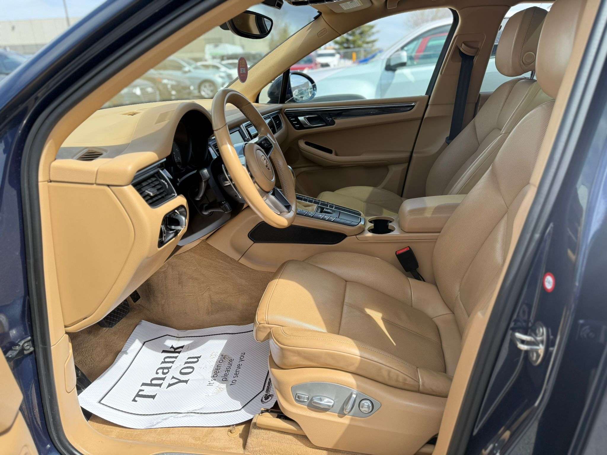 2015 Porsche Macan AWD 4dr S thumb 11