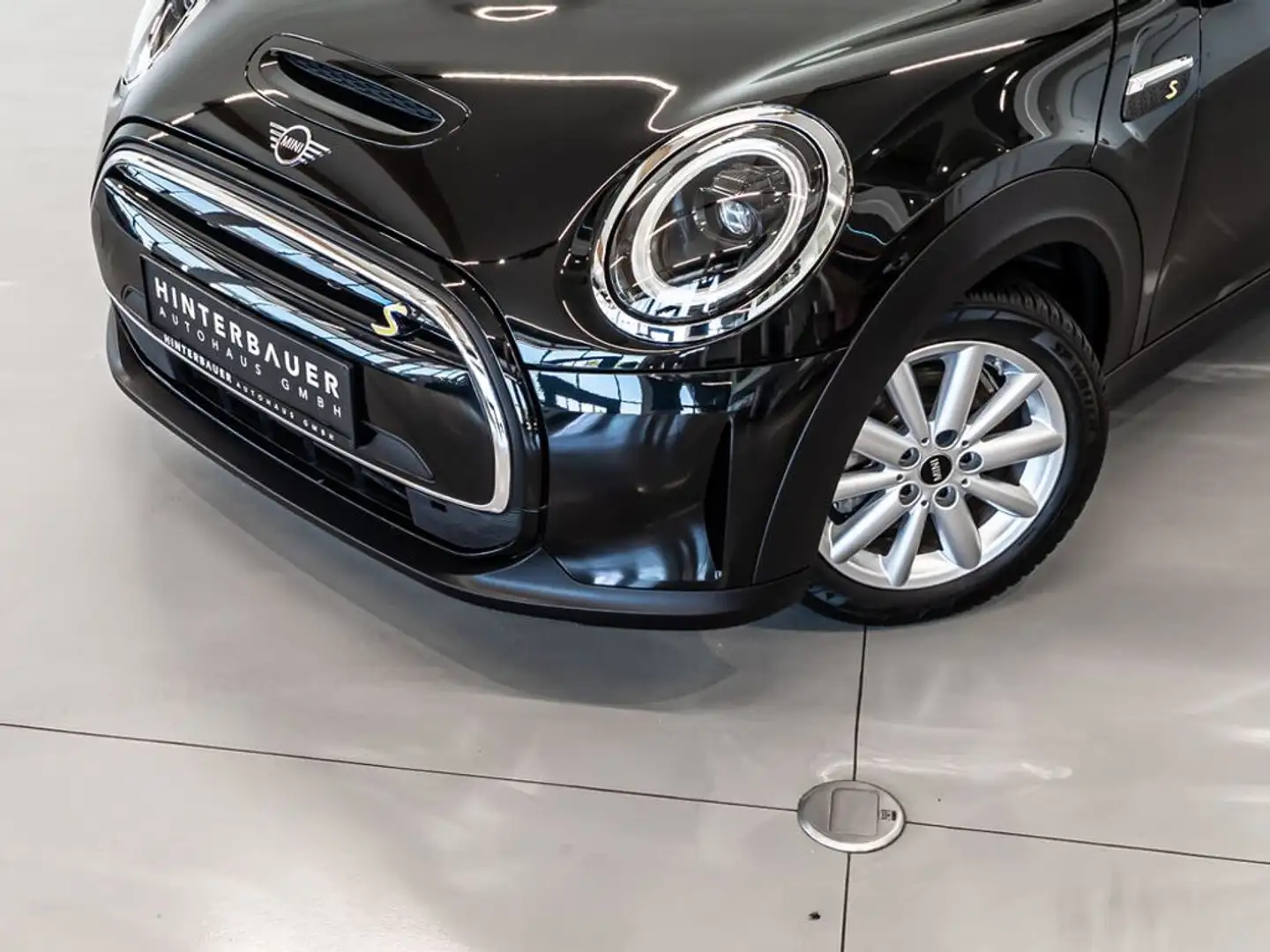 MINI Cooper SE *LED*WÄRMEPUMPE*HEAD-UP*RFK* Schwarz - 2