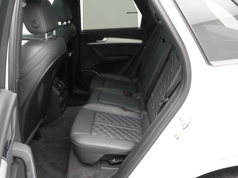 Audi Q5 quattro S line AHK PANO KAM LEDER MATRIX — photo 11