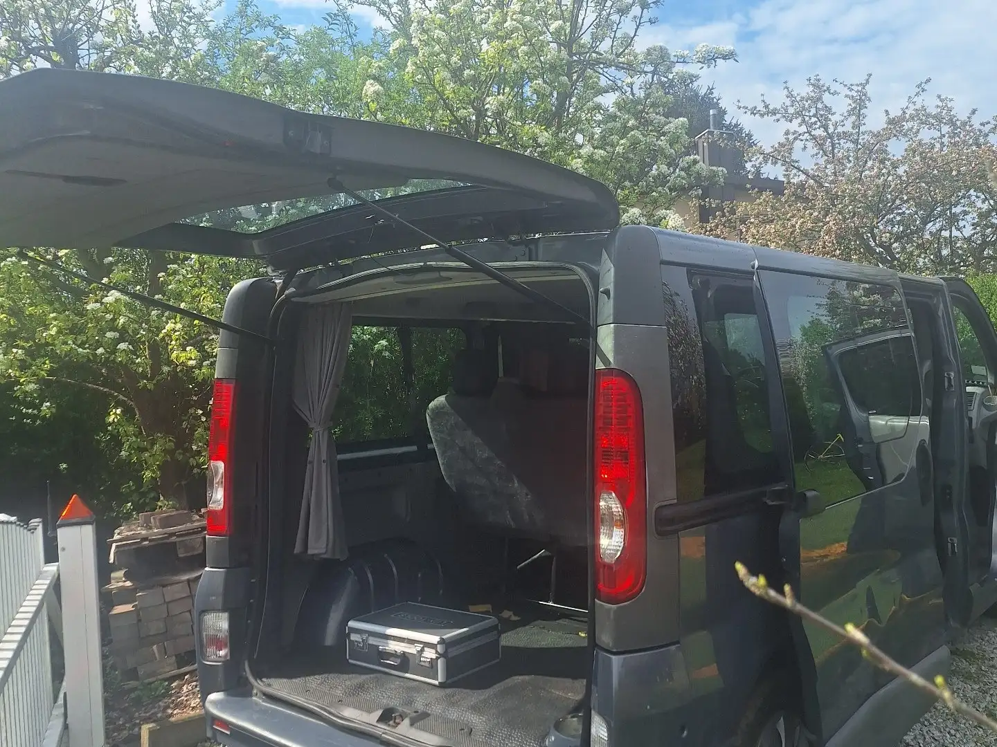 Renault Trafic 2.0 dCi 115 Combi passenger - 2