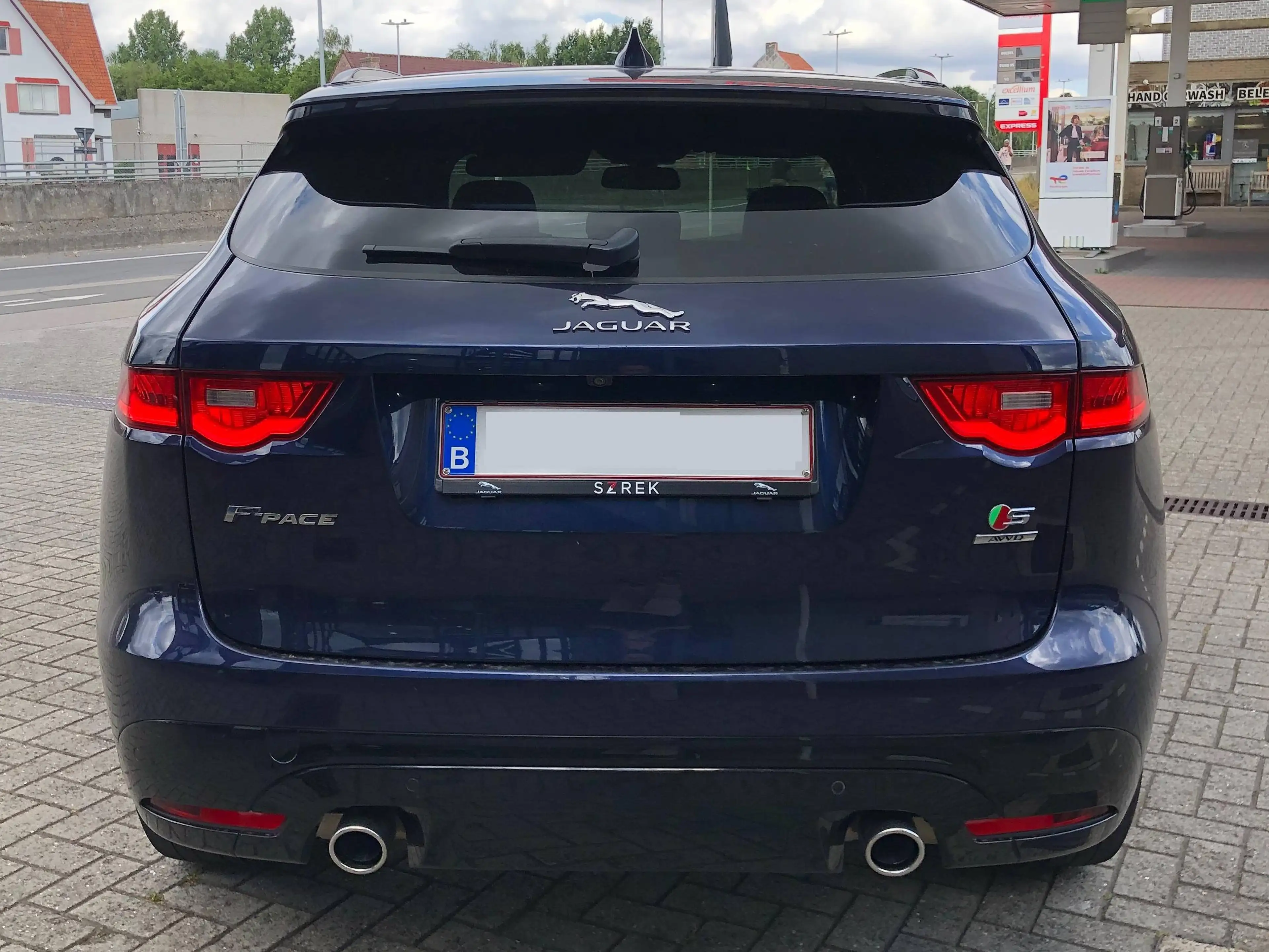 Jaguar F-Pace F-Pace 3.0 D V6 AWD Prestige — photo 4