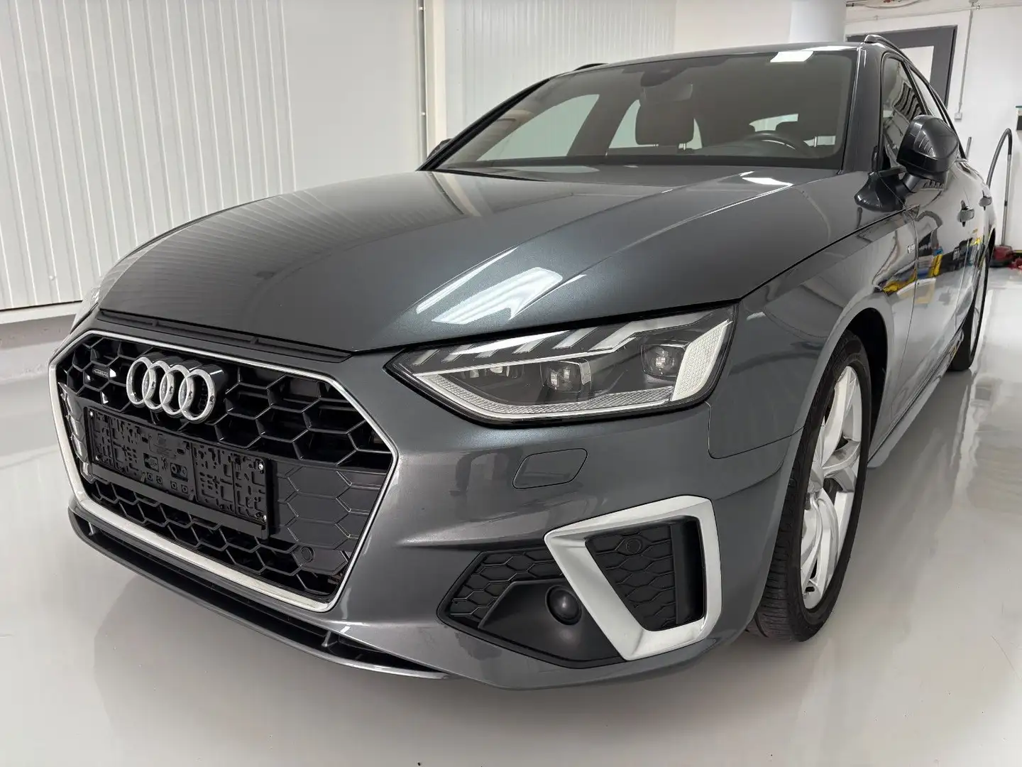 Audi A4 Avant 50 TDI quattro S line/LED/ACC/AHK Gris - 1