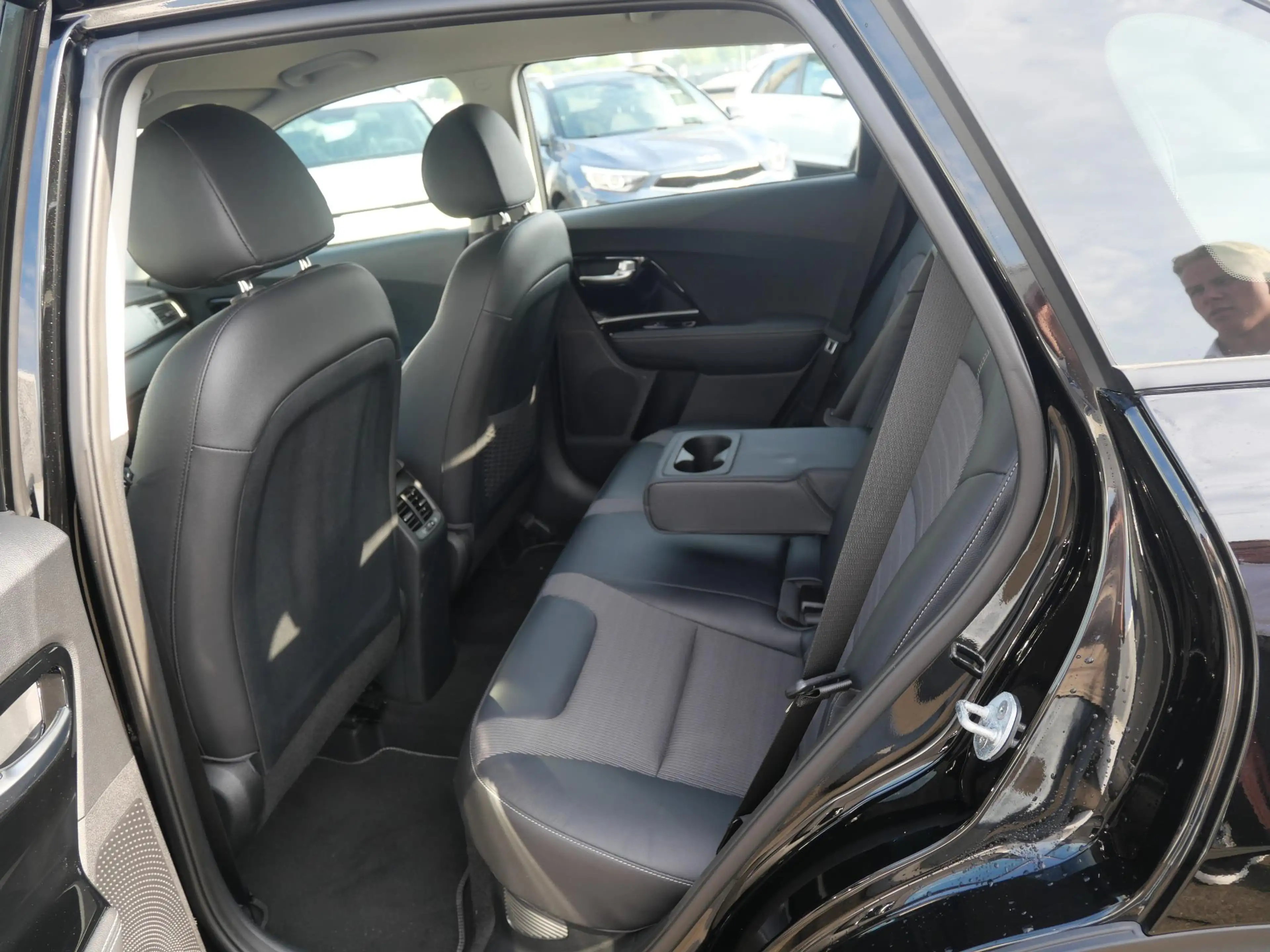 Kia Niro 1.6 GDi Hybrid DynamicLine | Navigatie | Camera | — photo 11