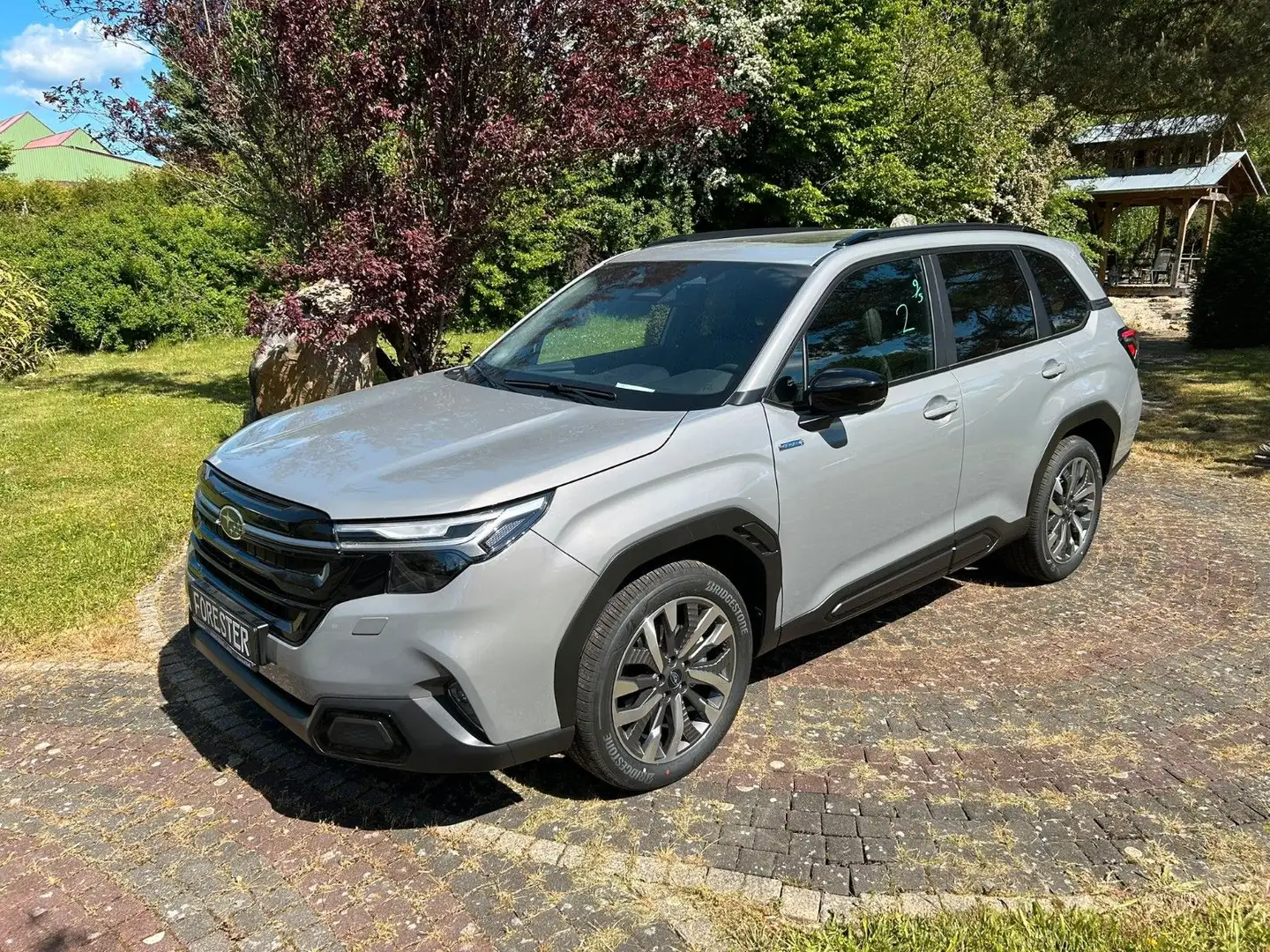 Subaru Forester 2.0ie Platinum Lineartronic*Mod.2025* Grau - 1